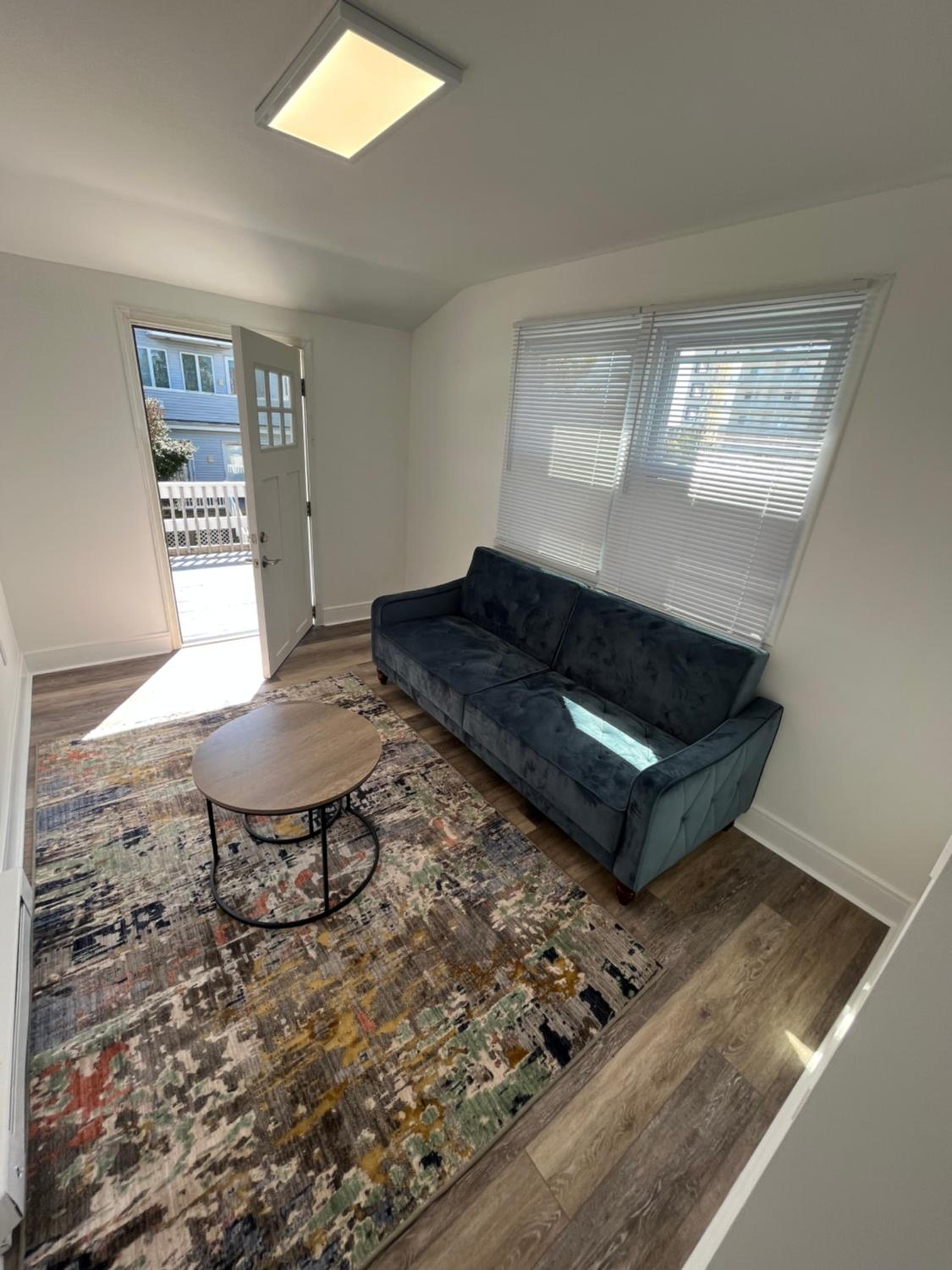 Studio Apartment - Photo 7