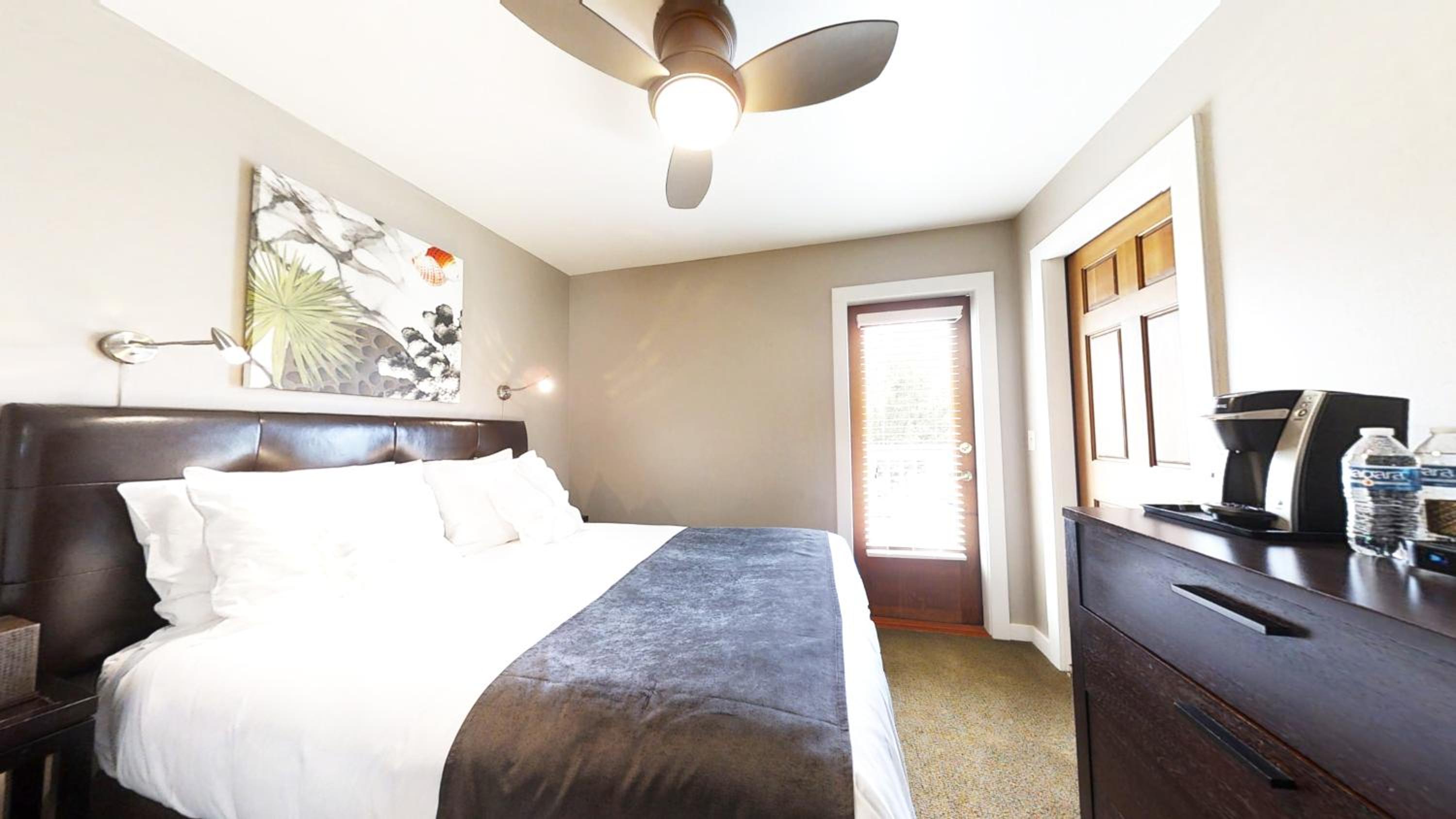 Economy Double Room