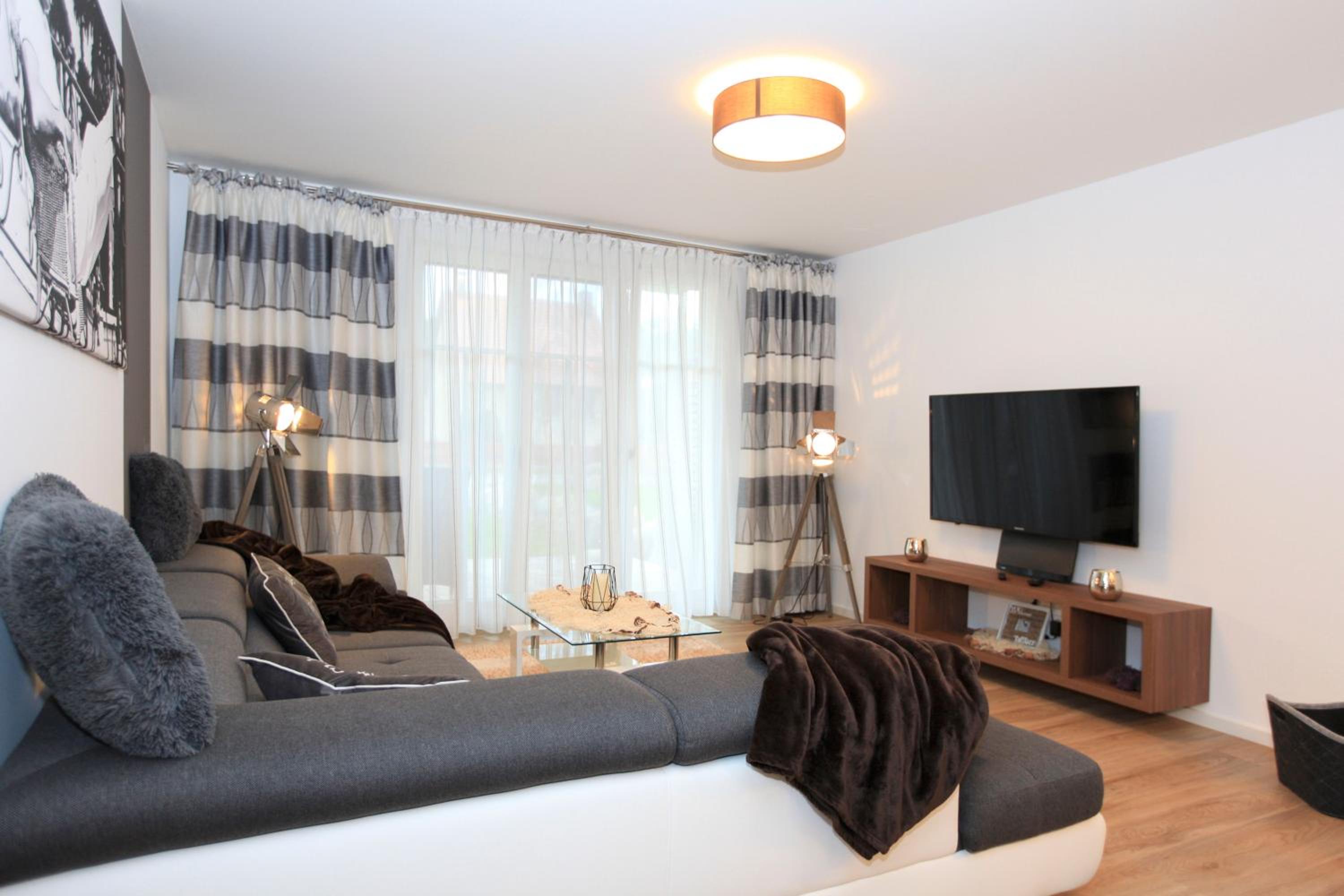 Apartment with Terrace photo 3