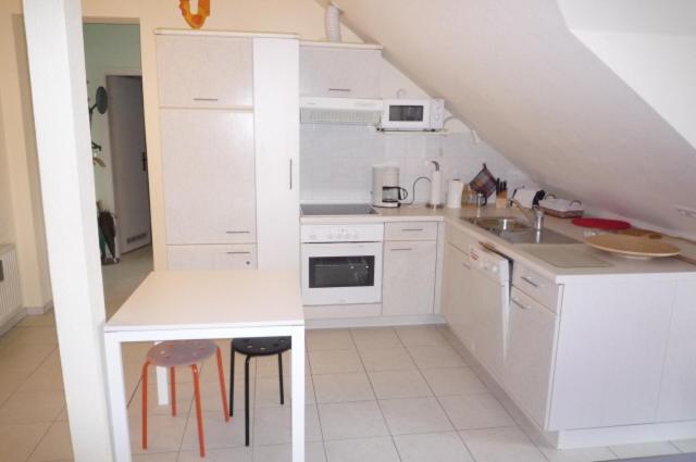 Apartment with Balcony photo 3