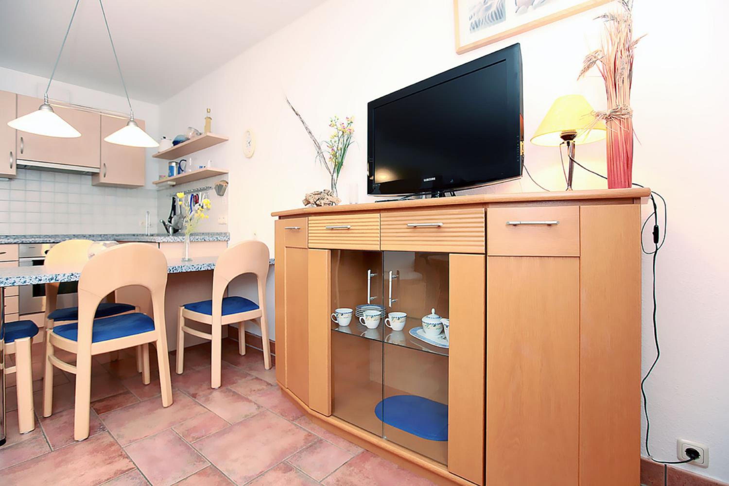 Apartment with Terrace photo 3