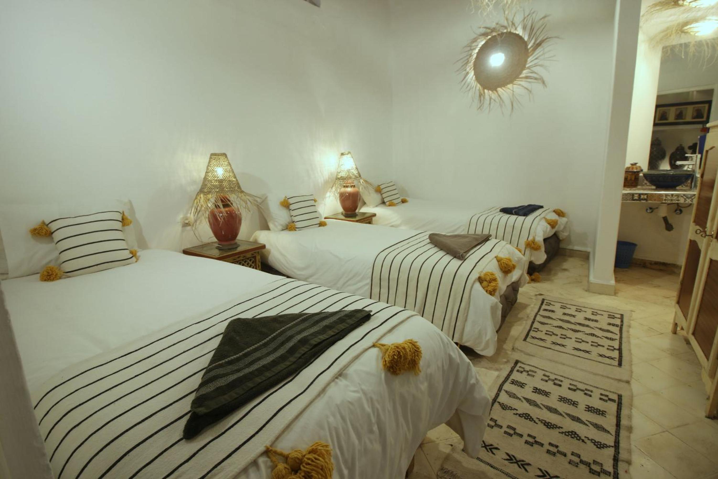Triple Room - Photo 2