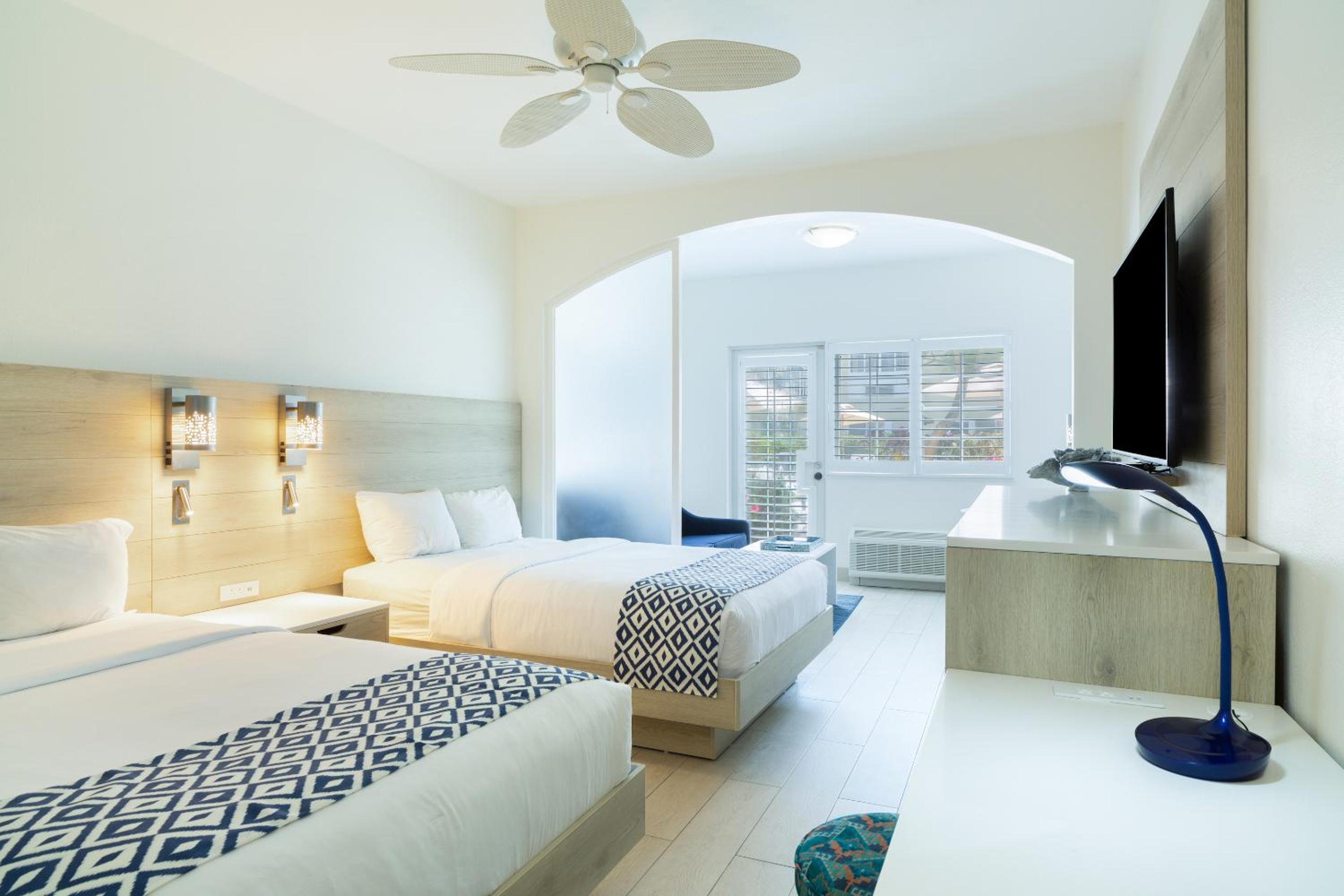Deluxe Poolside Terrace - 2 Double Beds  - Photo 1