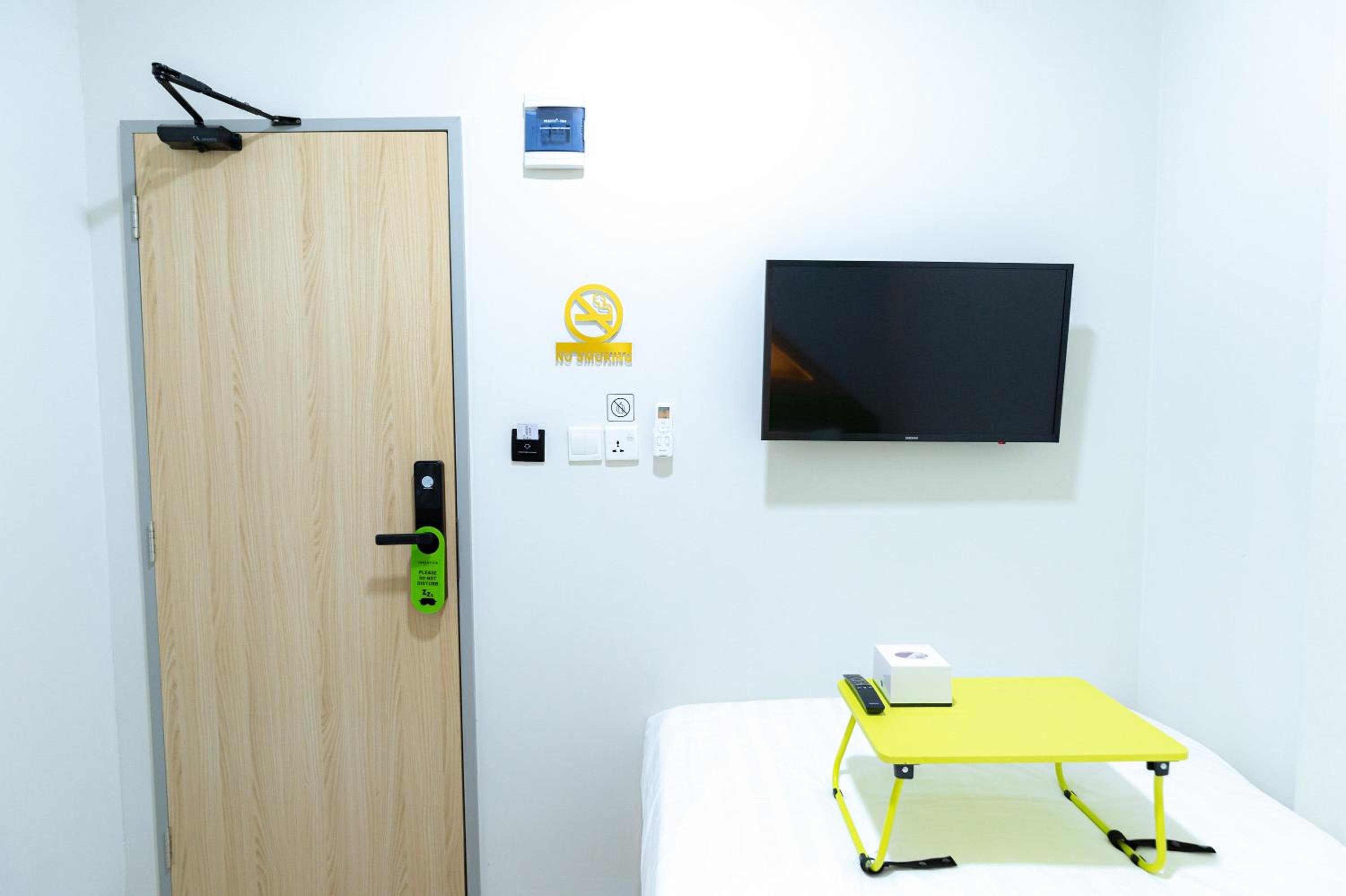 Single Room photo 2