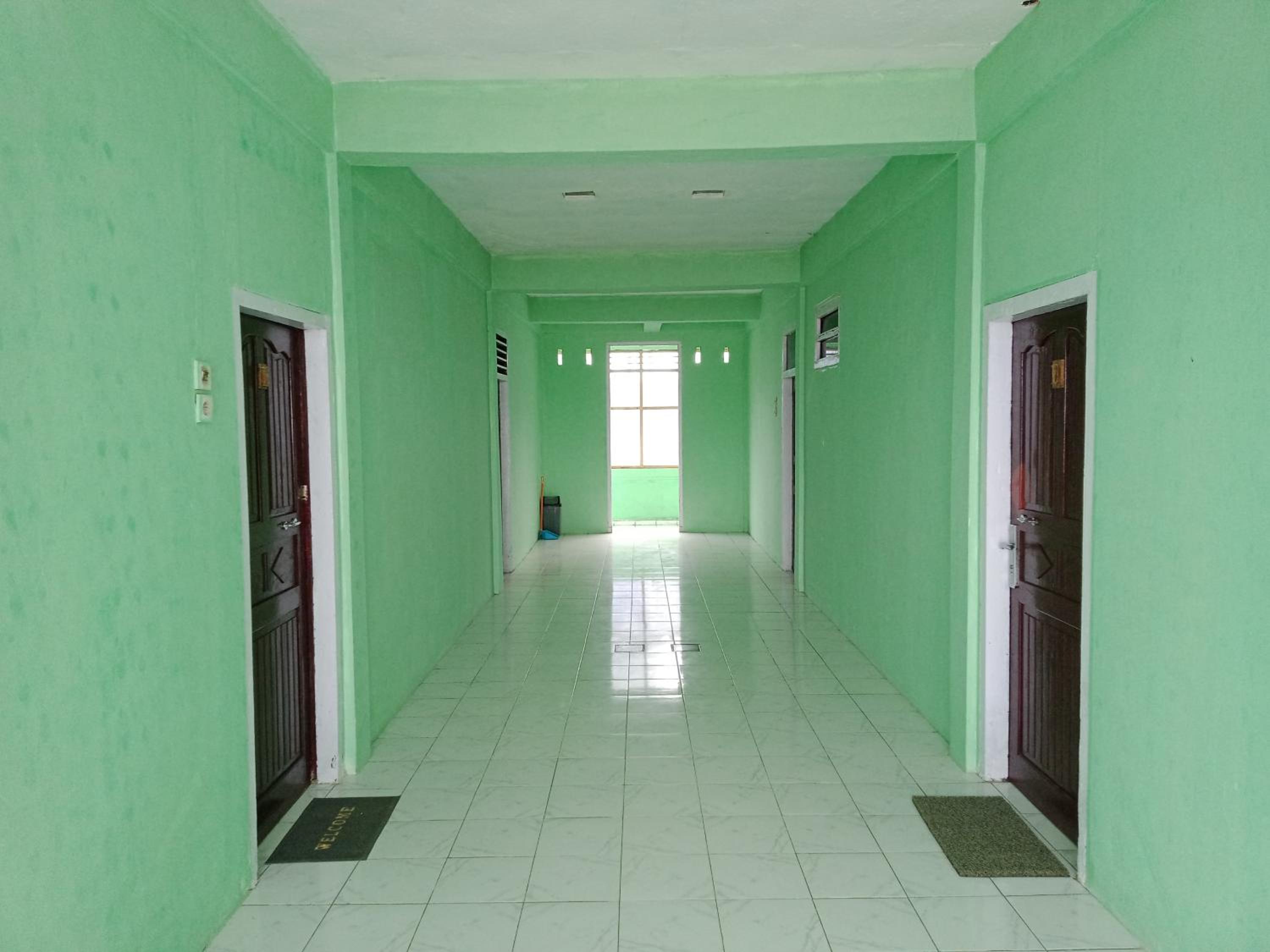 Double Room with Balcony - Photo 4