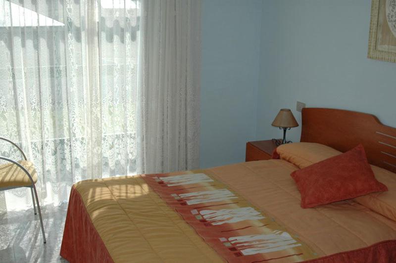 Adosado 4 photo 2