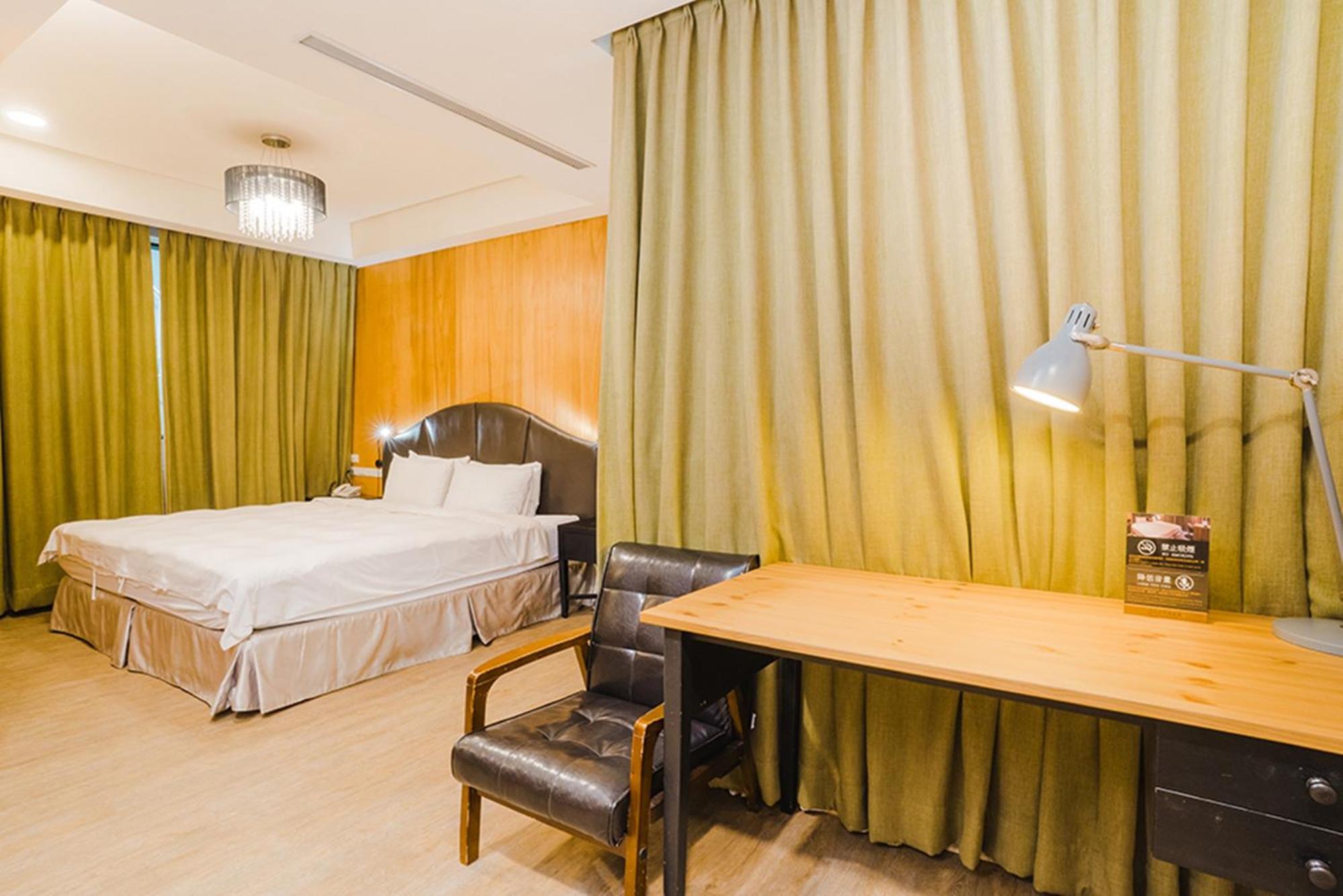 Deluxe Double Room photo 3