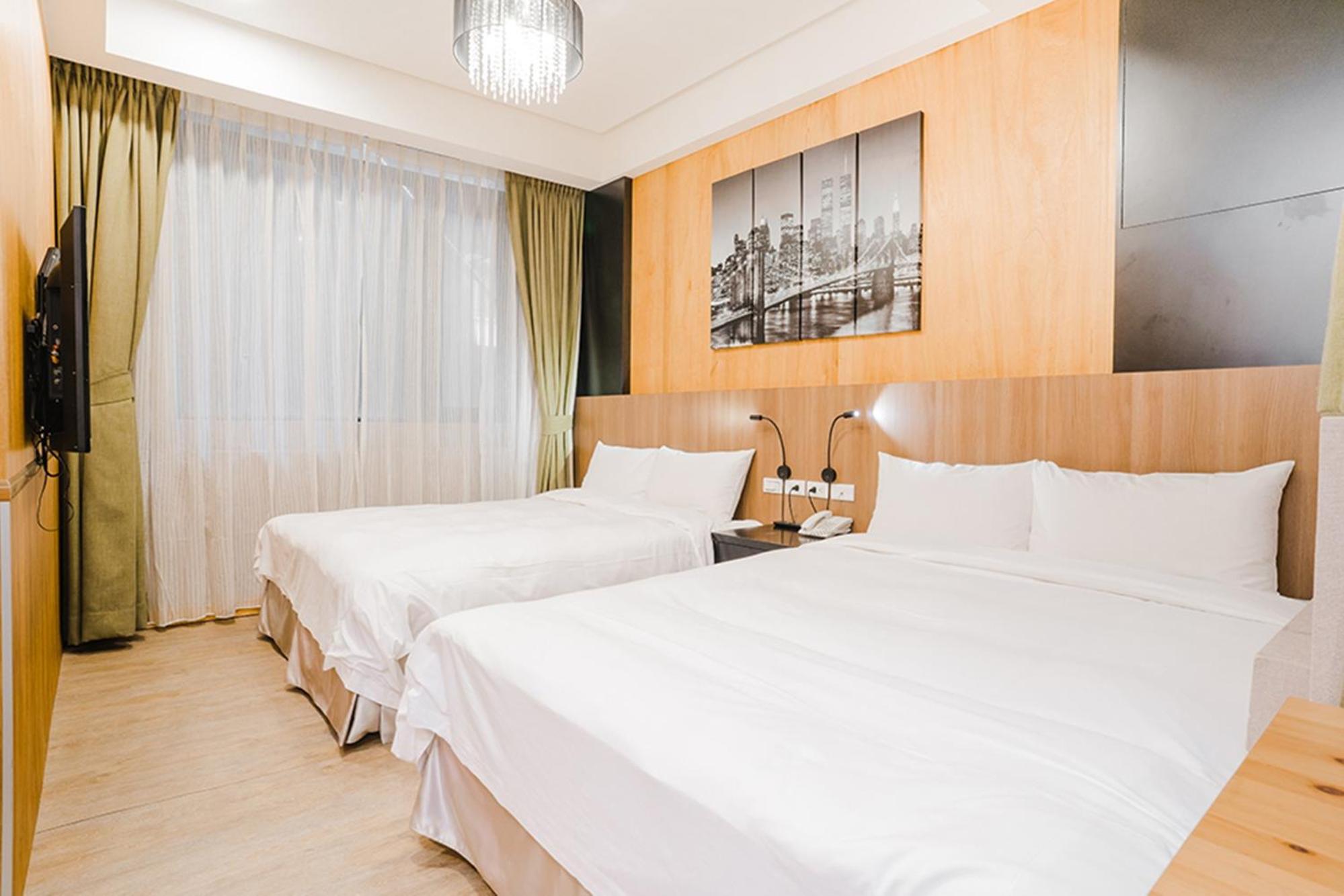 Deluxe Twin Room photo 3