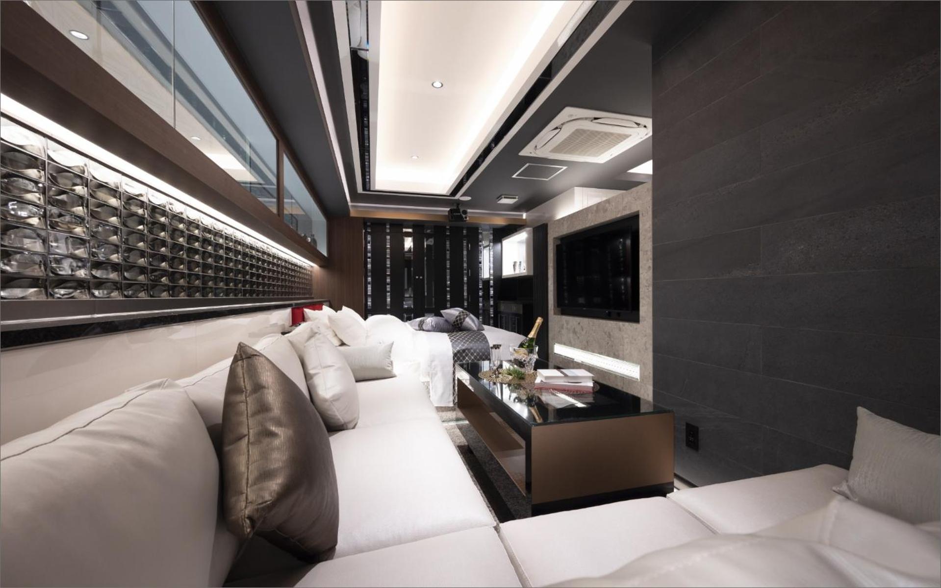 King Suite photo 2