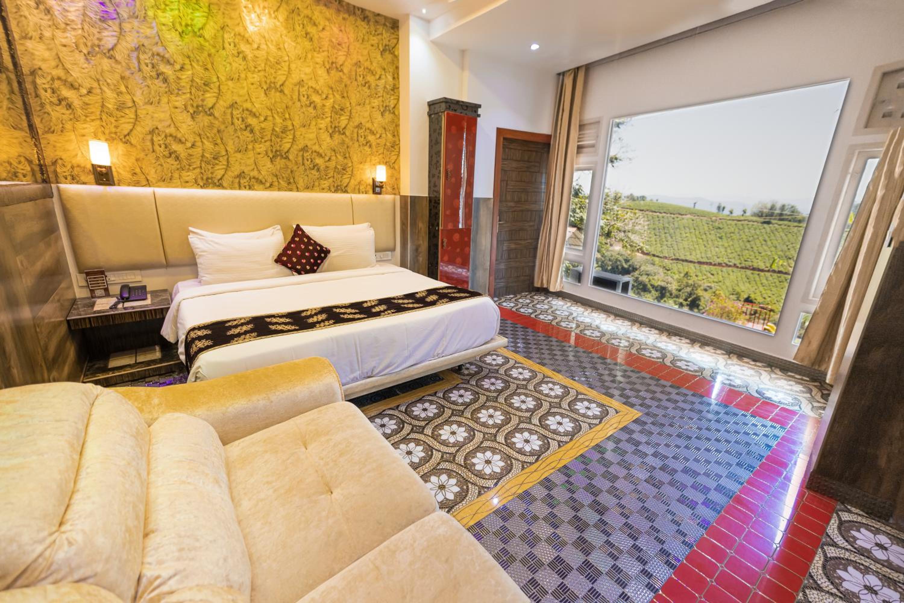 Mini pool room with Complimentary Adventure Activities and 100 Spread Breakfast Mini pool room with Complimentary Adventure Activities and 100 Spread Breakfast