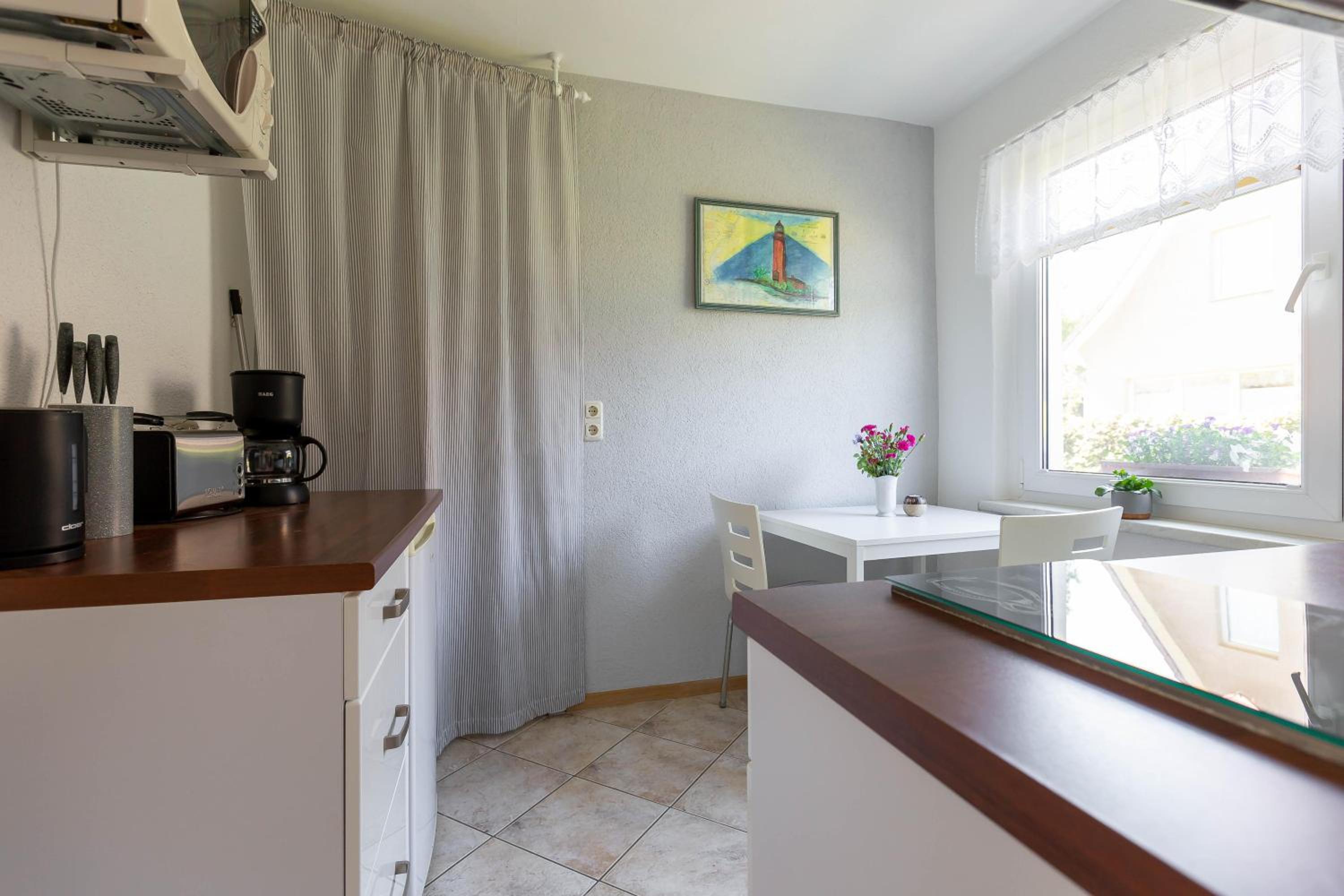 Apartment with Terrace photo 2