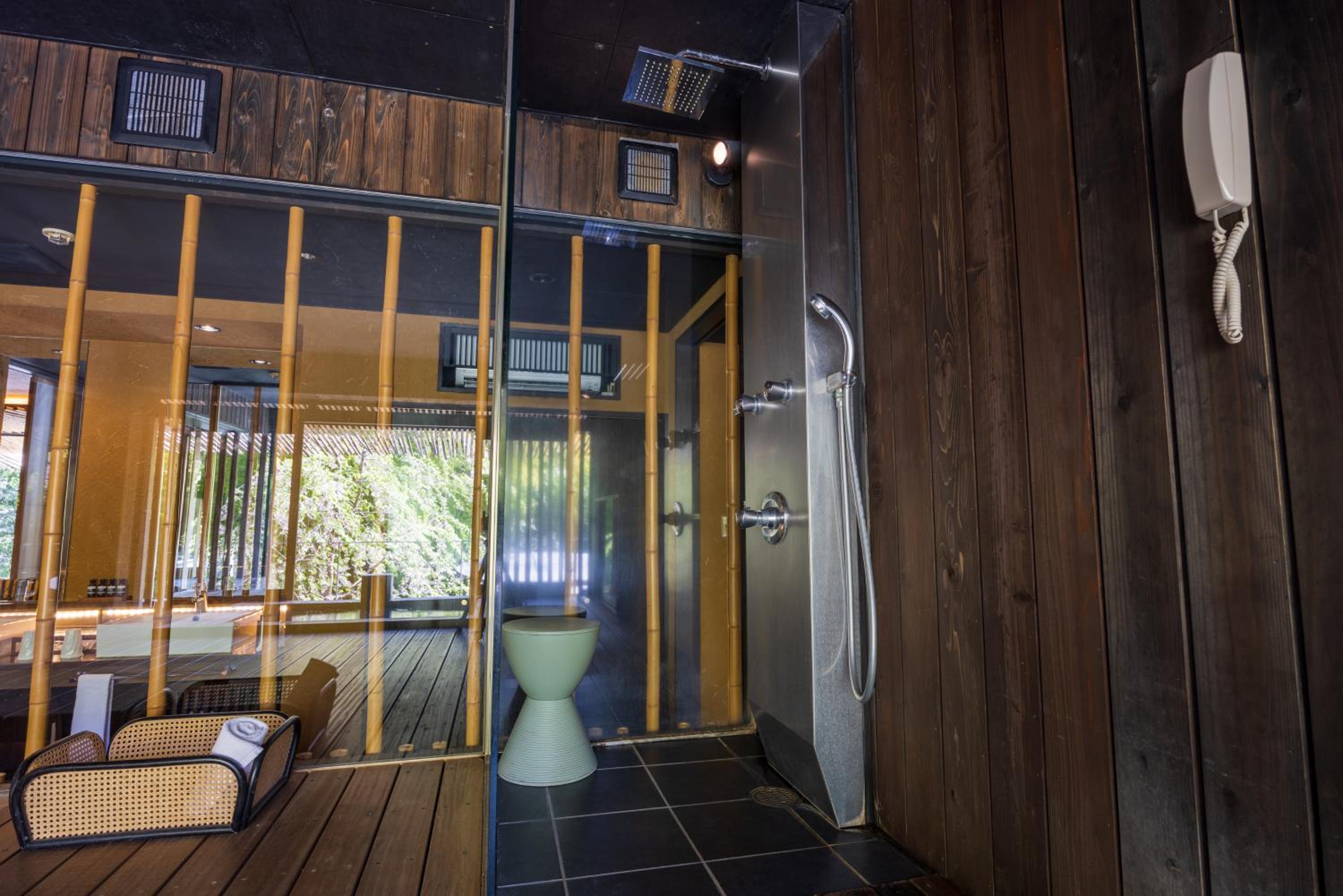 Premium Suite with Open-Air Bath "HIBIKI" - Smoking photo 3