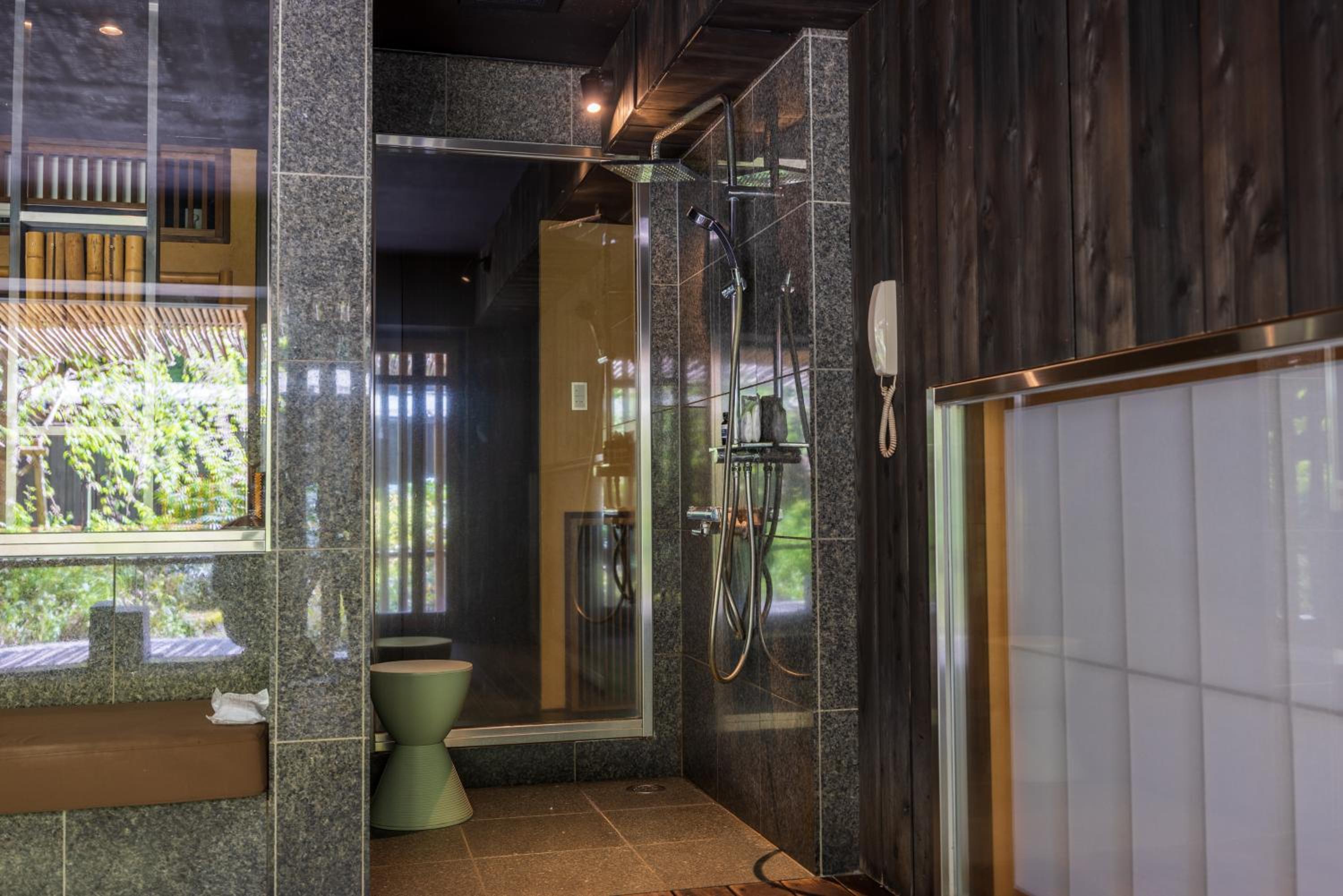 Deluxe Suite with Open-Air Bath "KIRAMEKI" photo 3