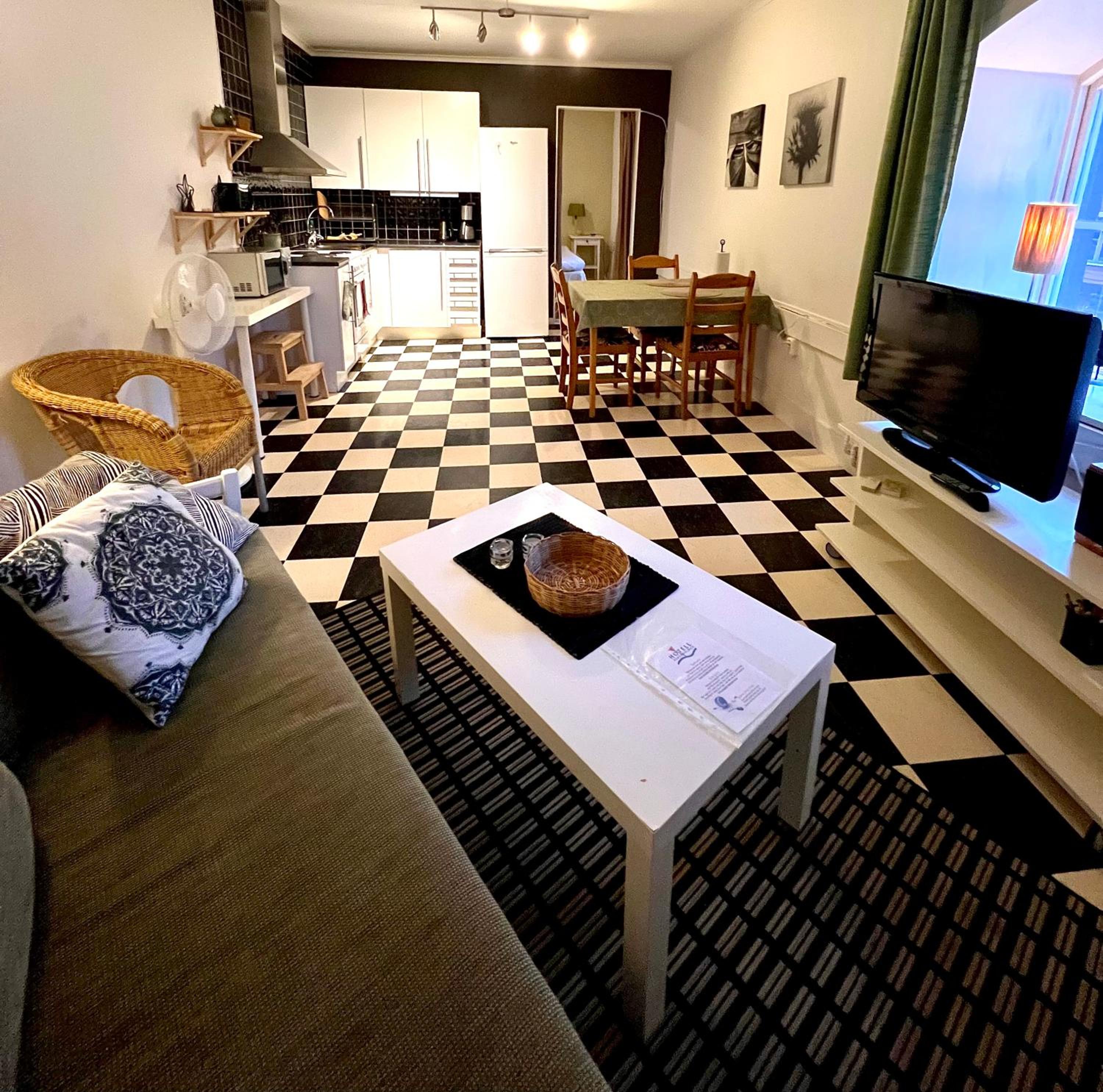 Apartment - Photo 3
