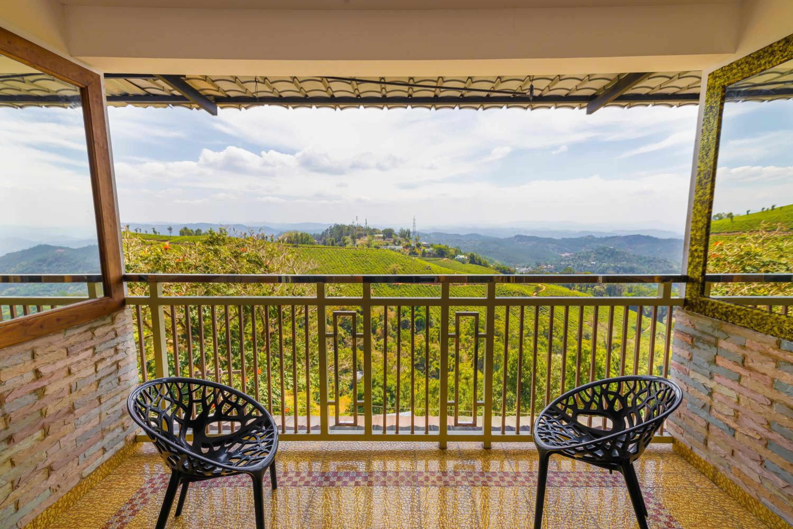 Premium club suite with Complimentary Adventure Activities and 100 Spread Breakfast photo 2