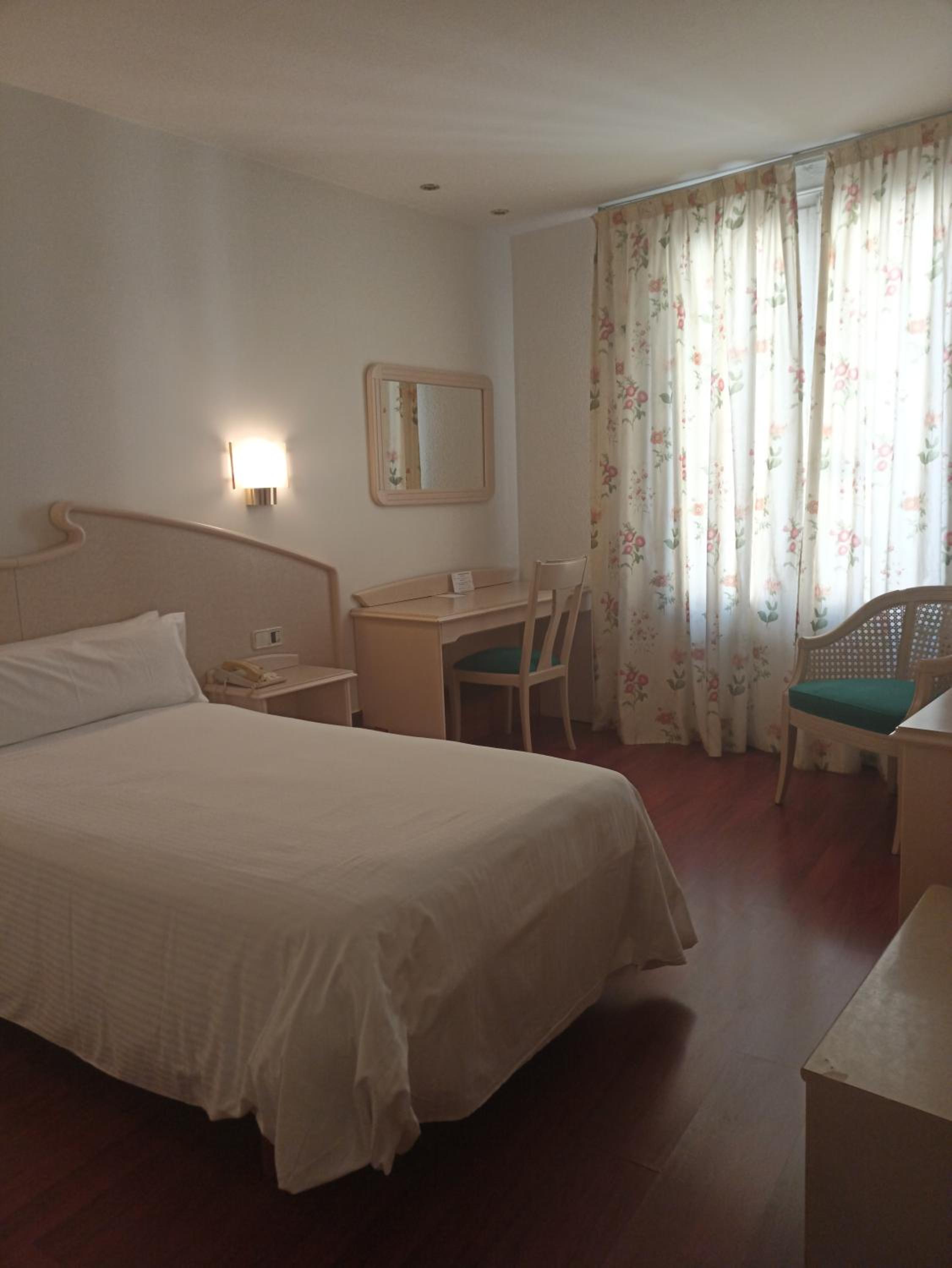Habitación Individual Económica