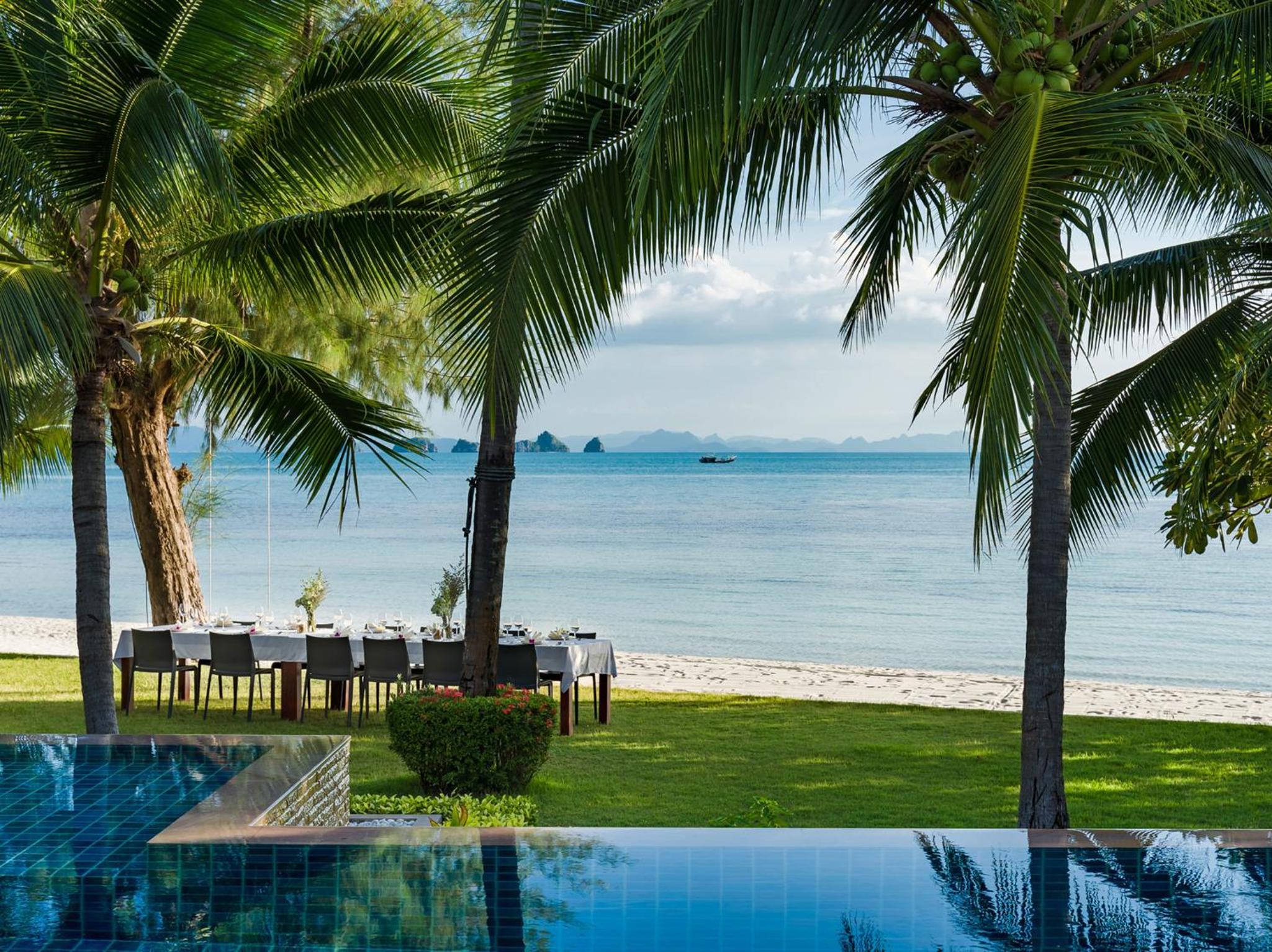 Villa with Sea View photo 3
