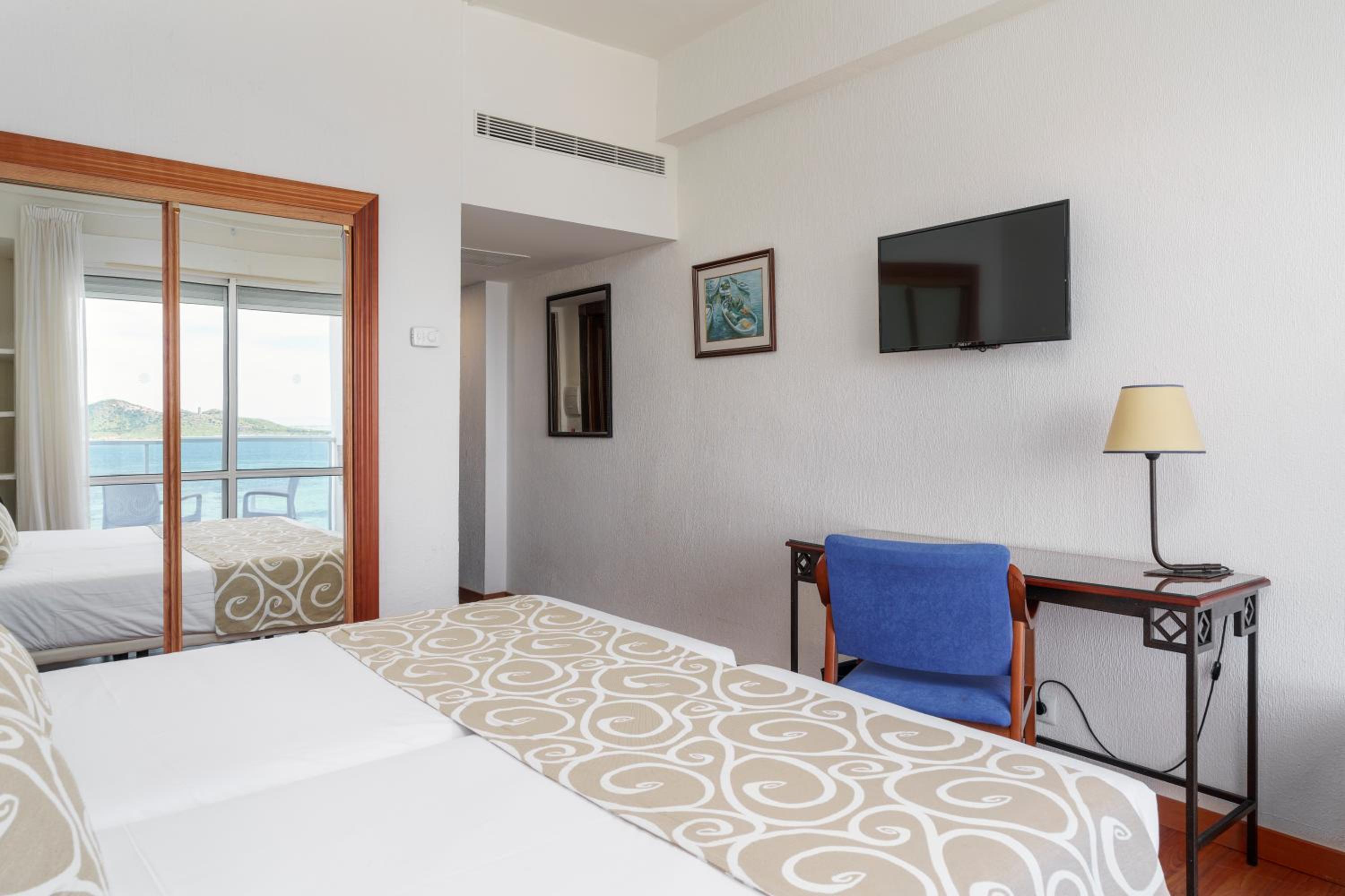 Double Room Menor Sea View - Photo 4