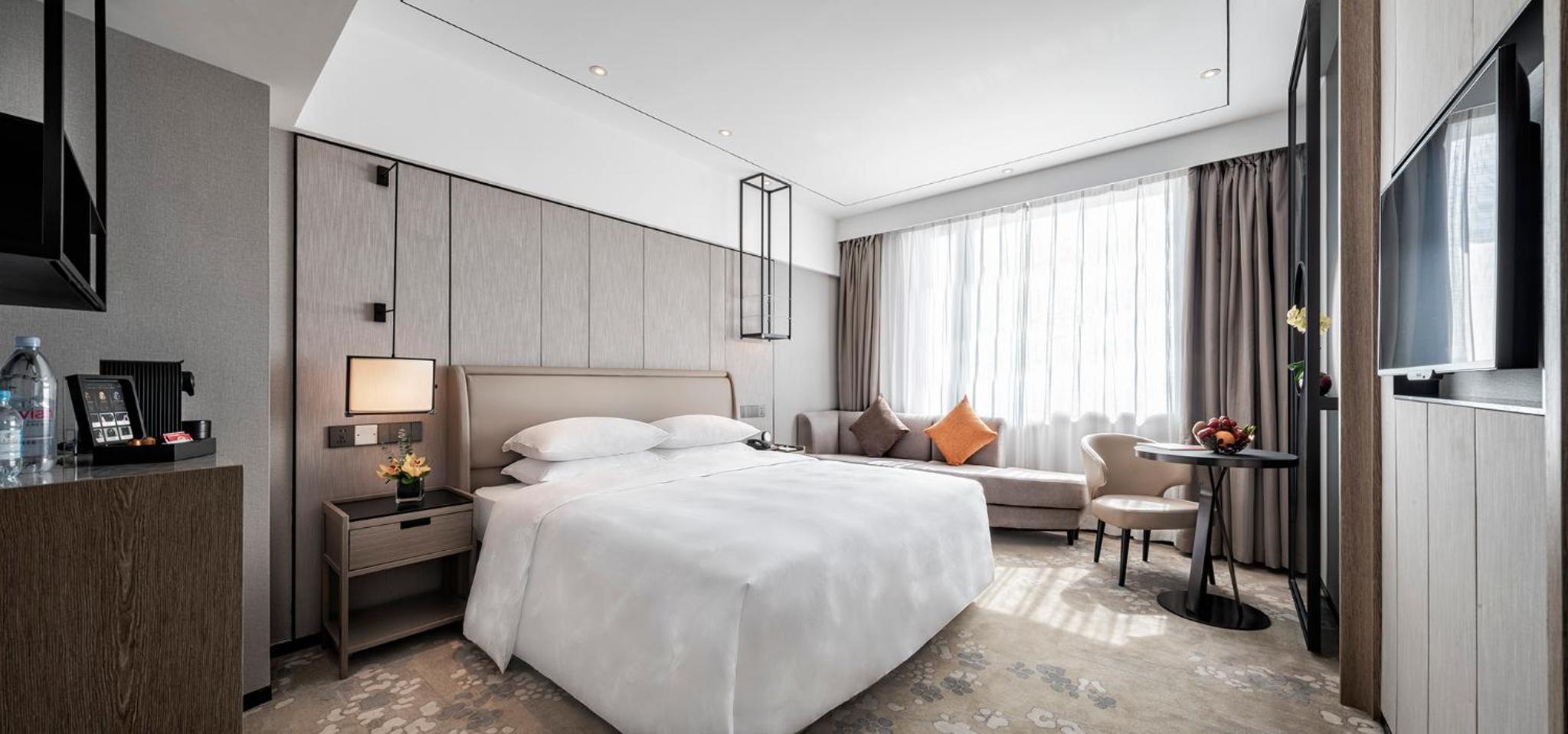 Deluxe River View Room（King Bed） - Photo 1