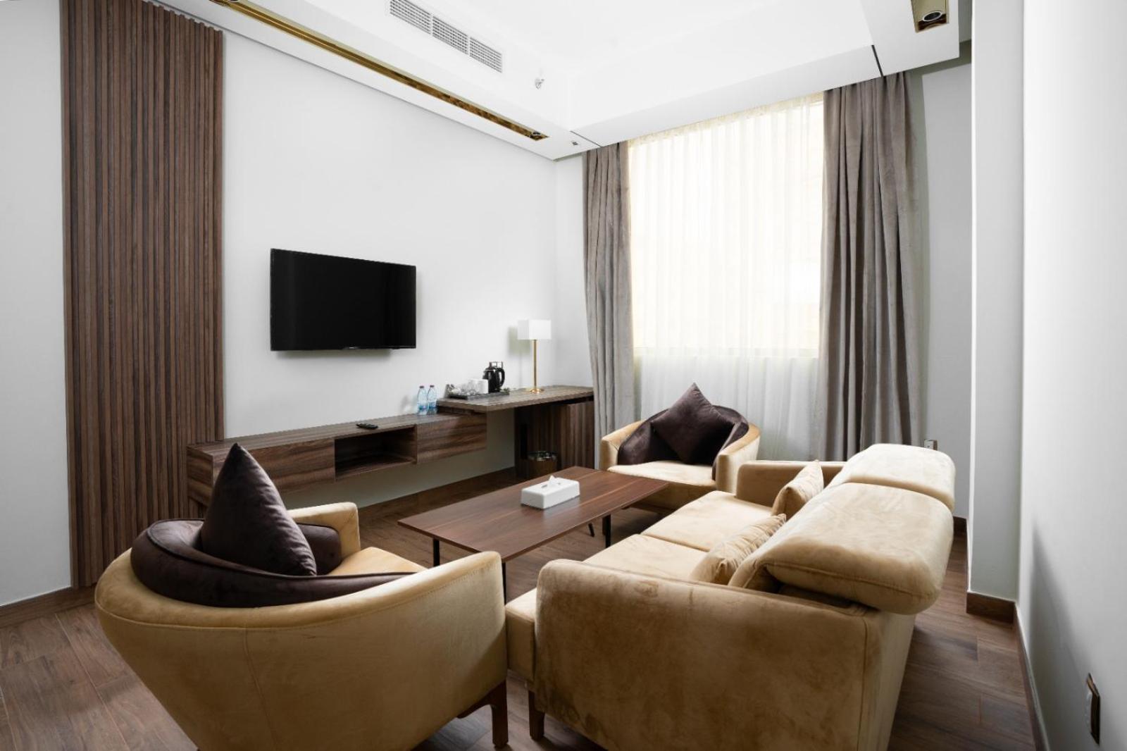 King Suite photo 2