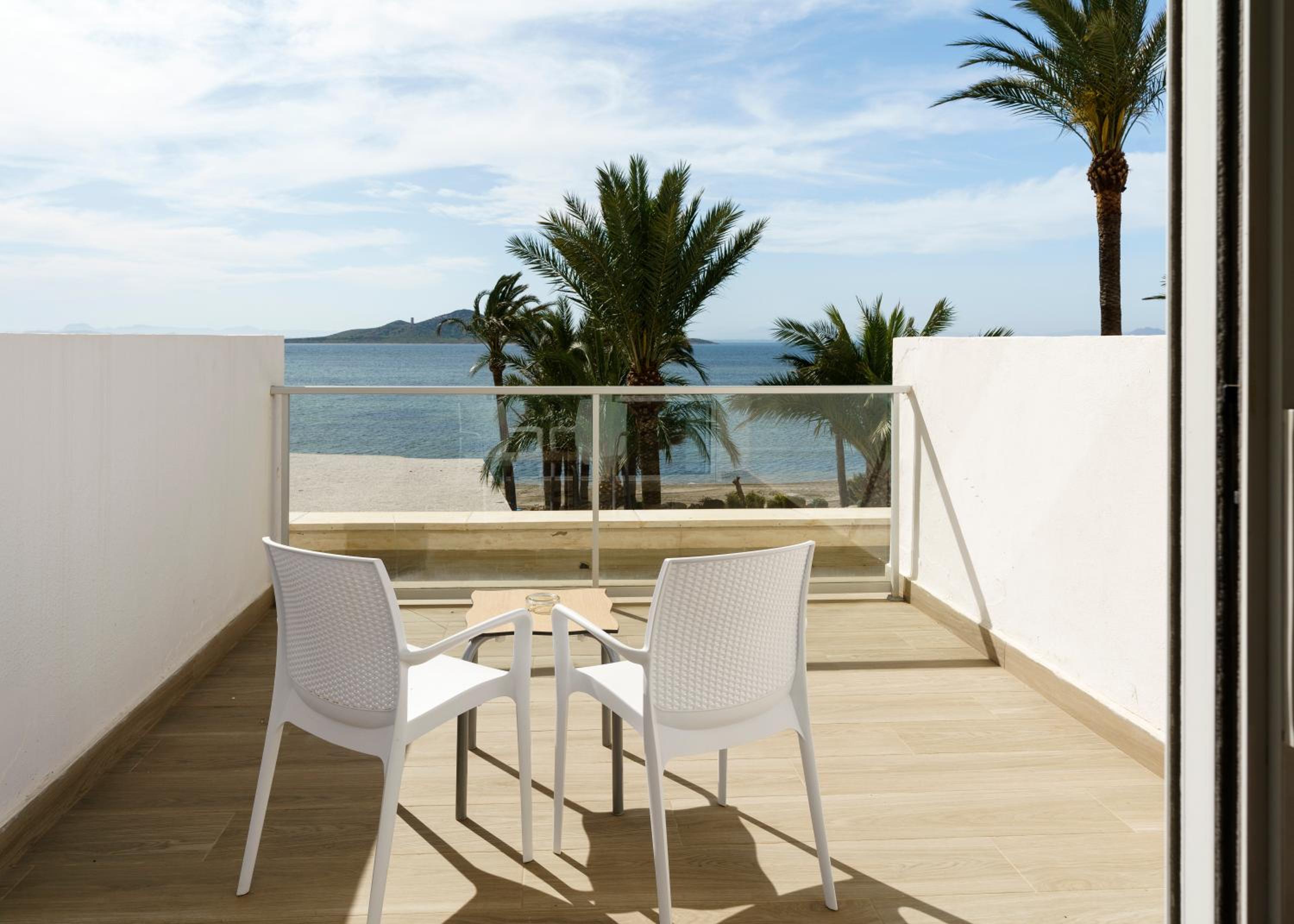 Superior Double Room Menor Sea View with Terrace - Photo 4