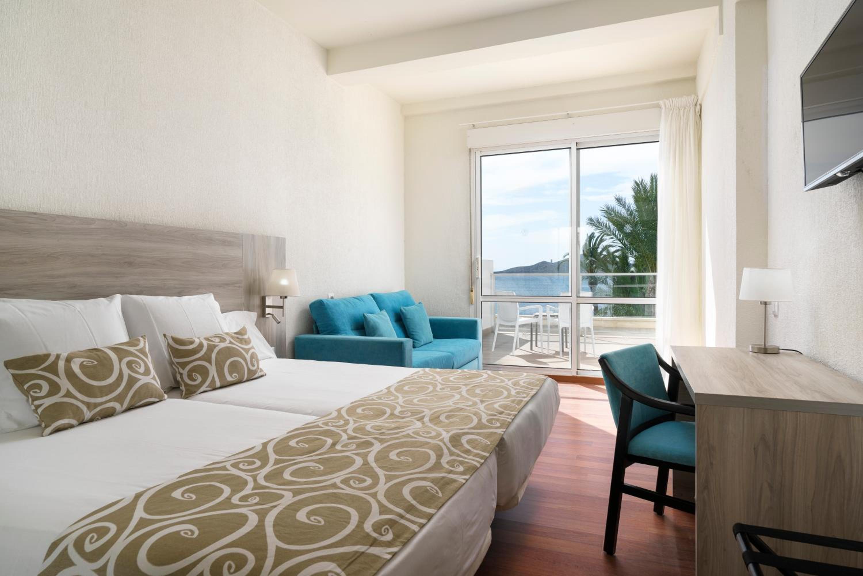 Superior Double Room Menor Sea View with Terrace - Photo 1