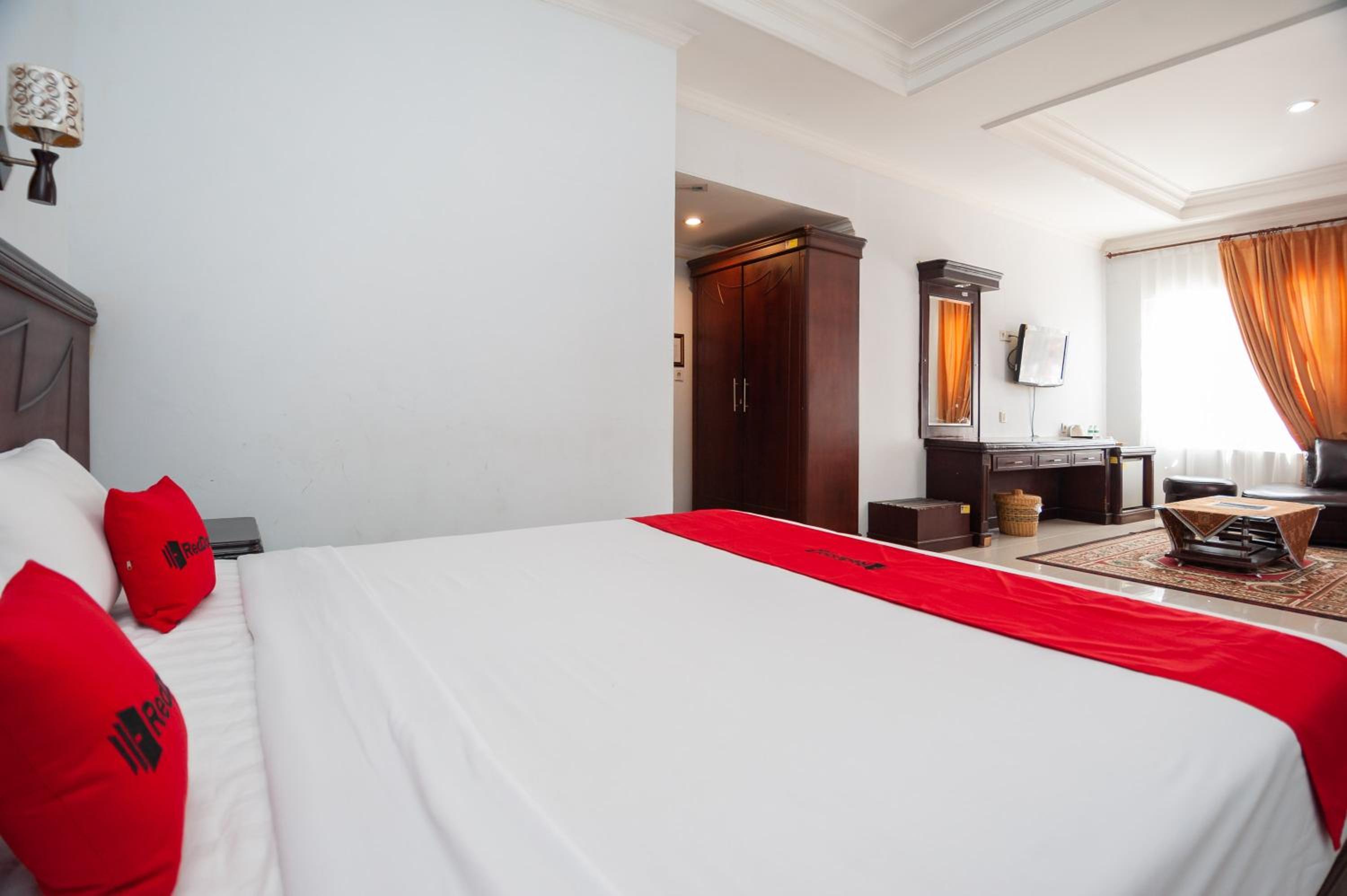 Suite - Photo 8