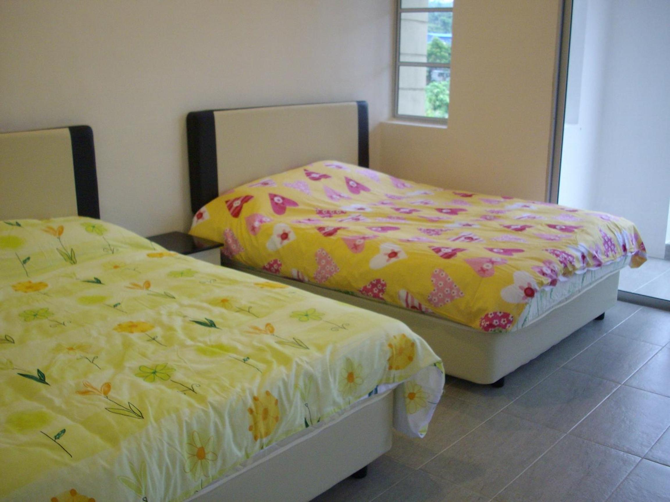 Seven-Bedroom Bungalow with Garden View photo 1