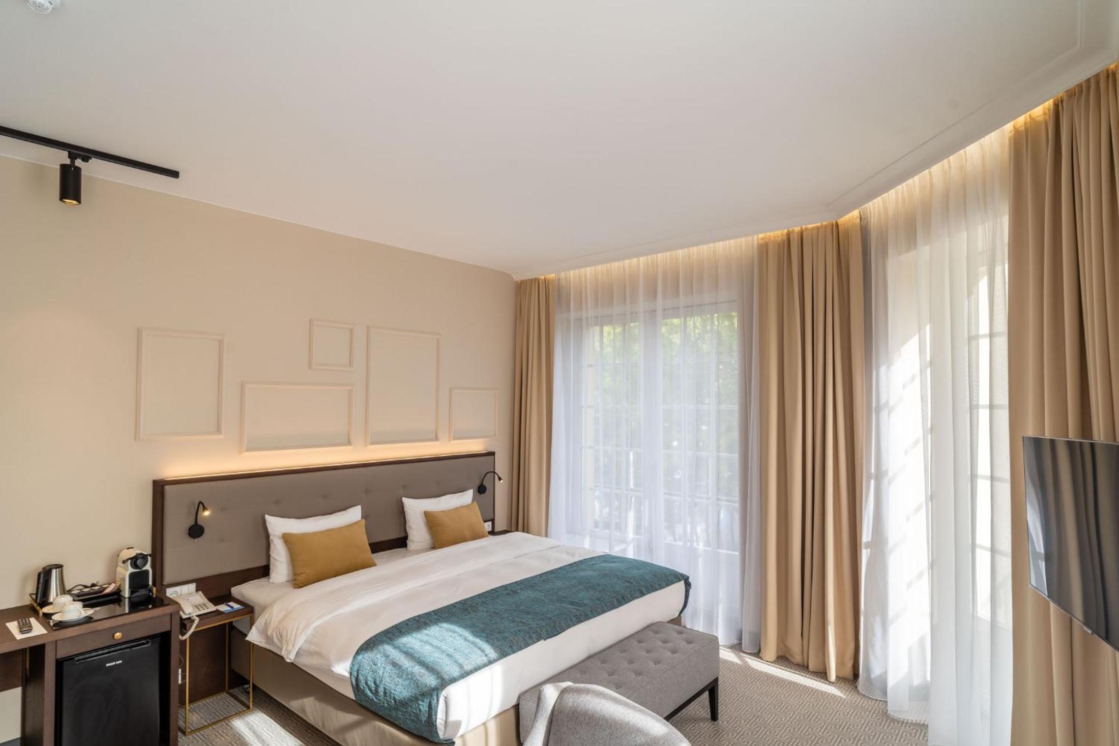 Junior Suite - Photo 1