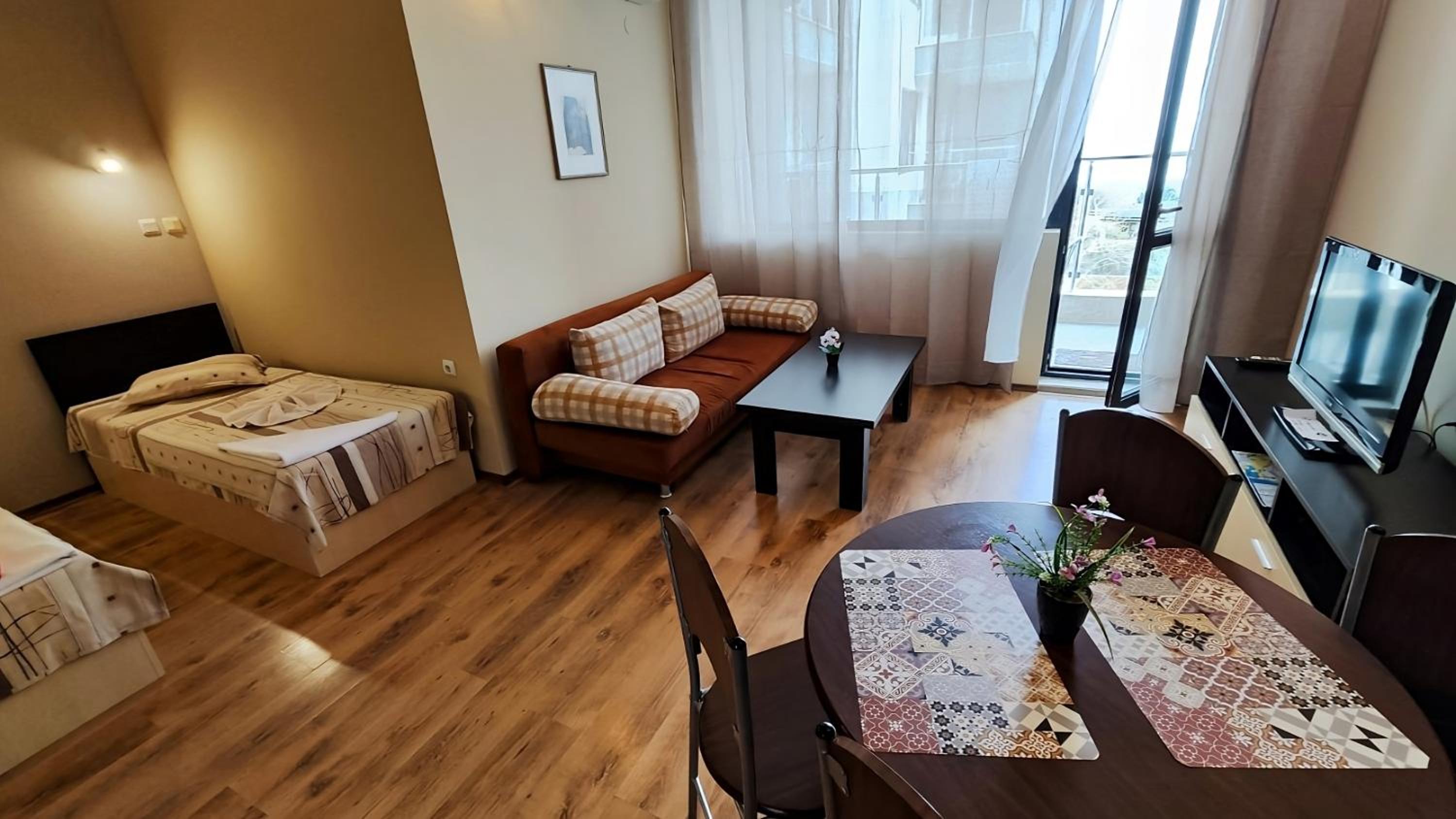Studio Apartment with Sea View photo 1
