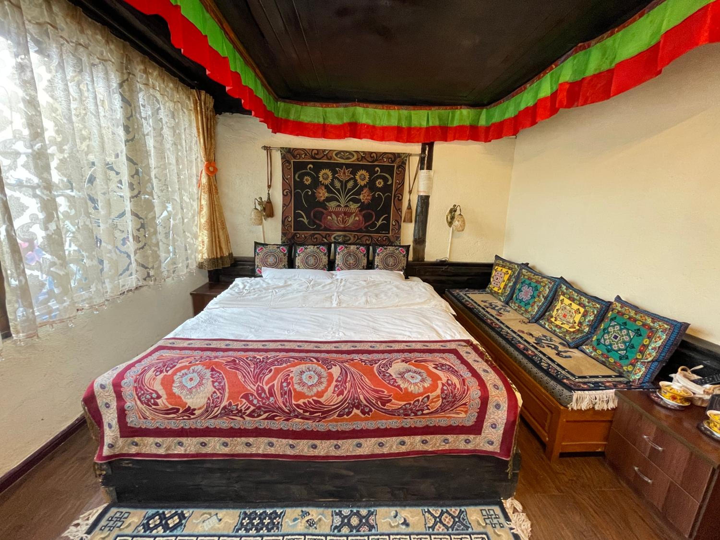 Superior Queen Room photo 2