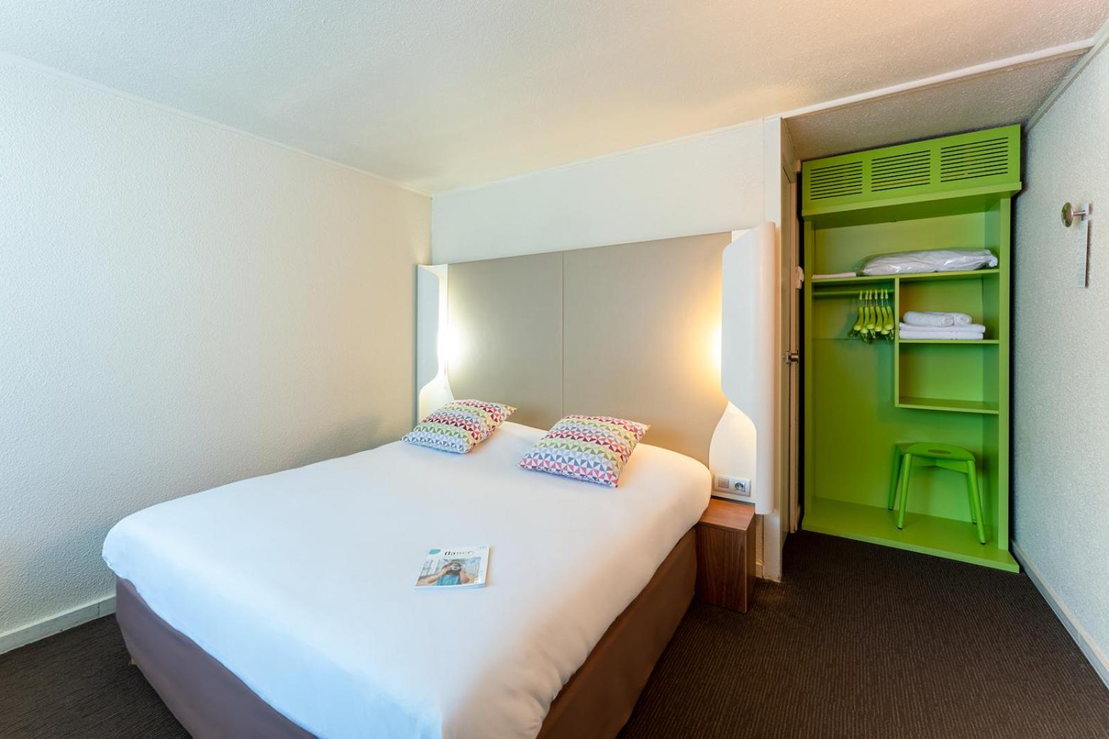 Standard Double Room - Photo 2