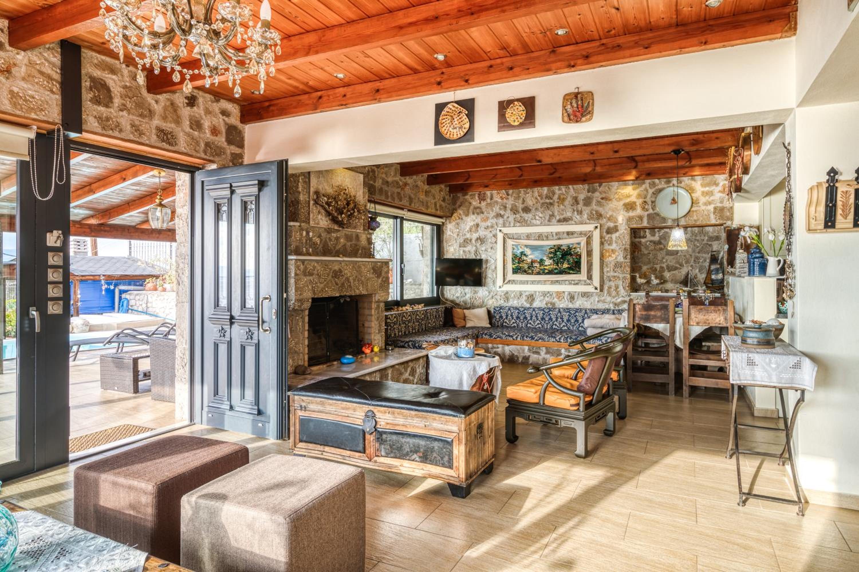 Villa with Private Pool - Photo 93