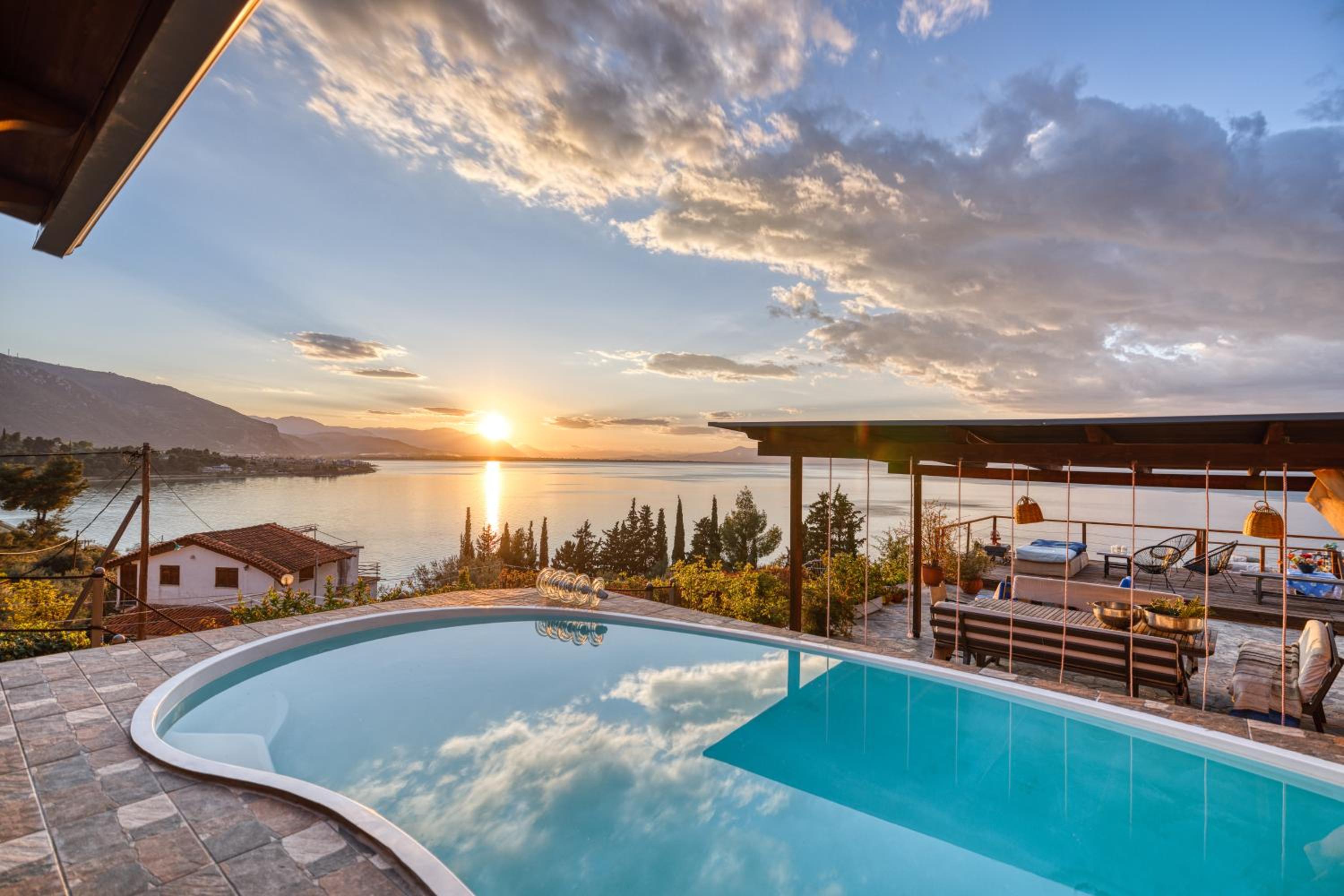 Villa with Private Pool - Photo 102