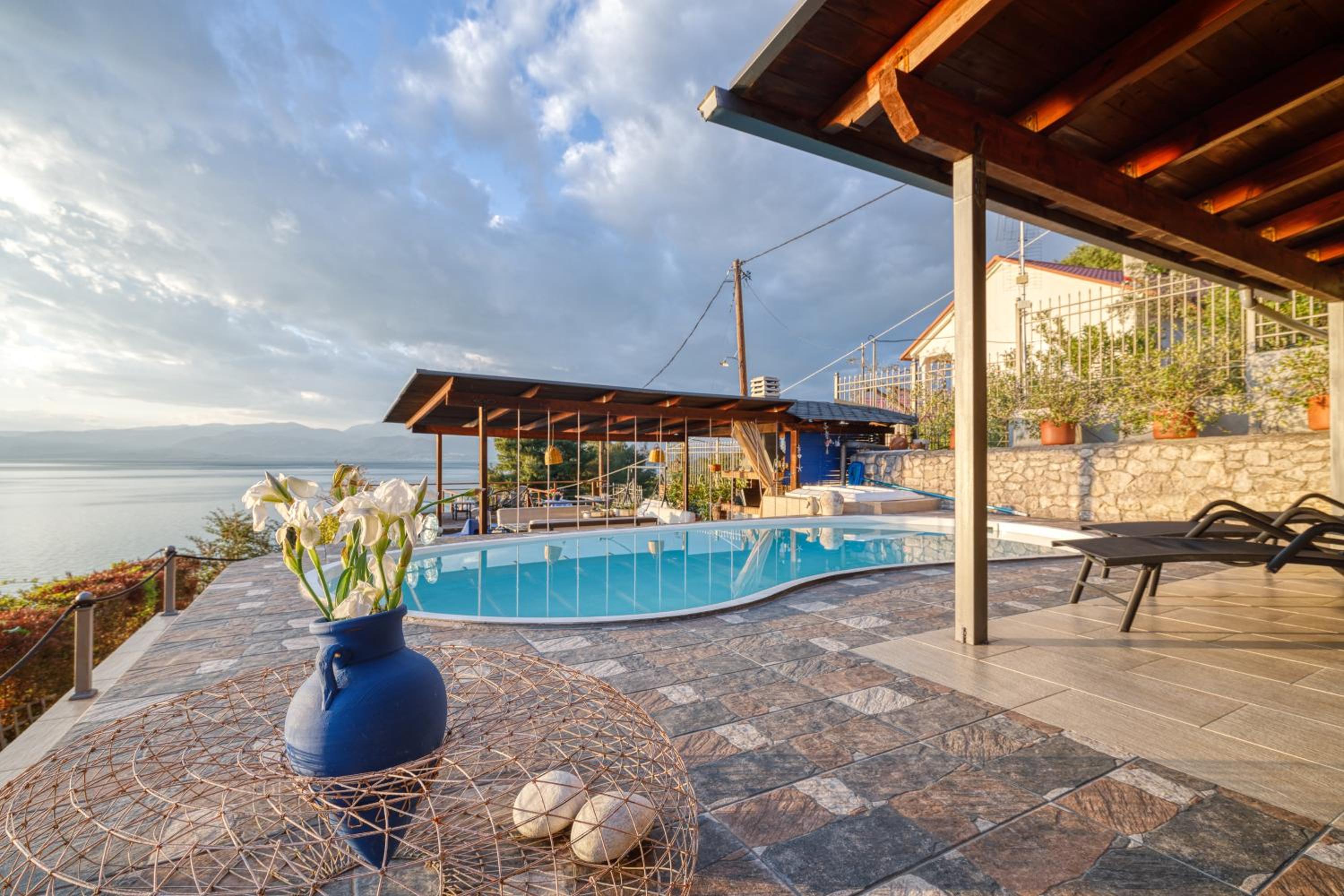 Villa with Private Pool - Photo 131