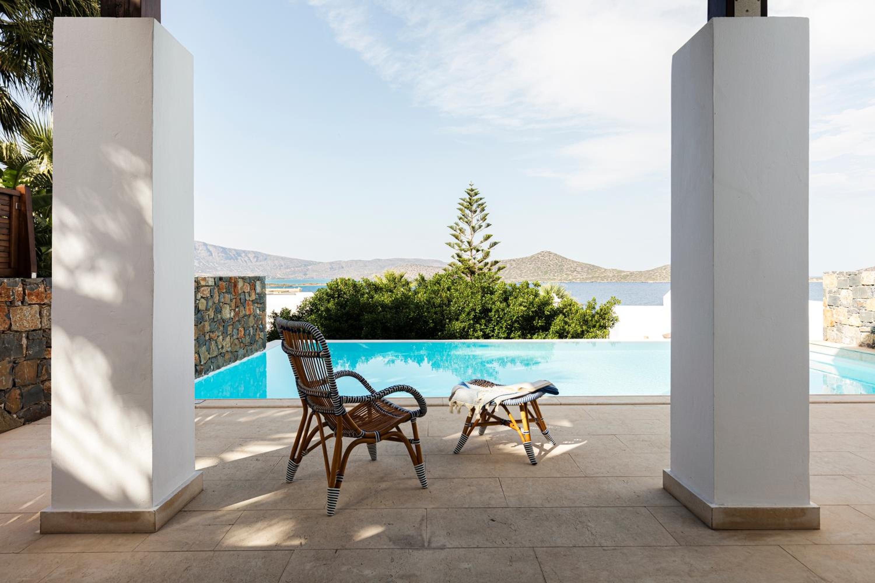 Mythica Bungalow with Private Pool, Sea View - Photo 7