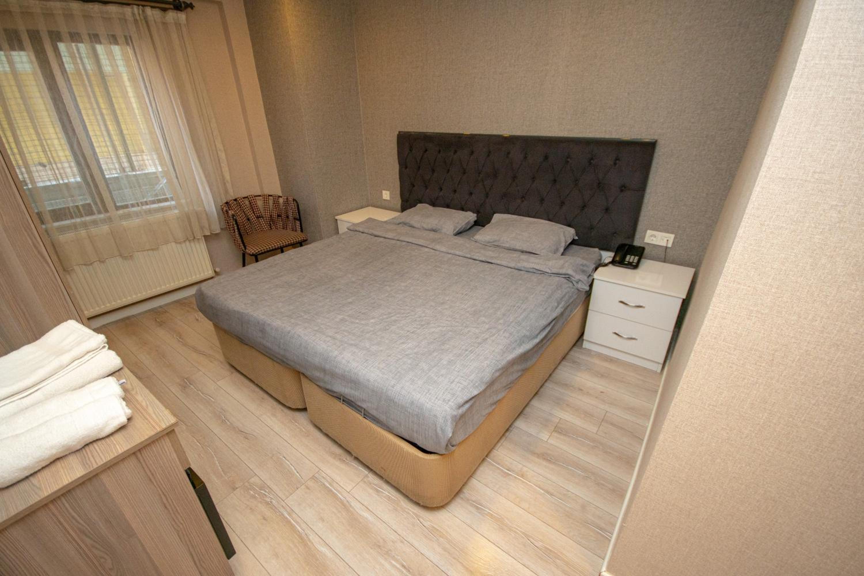 Economy Double Room photo 2