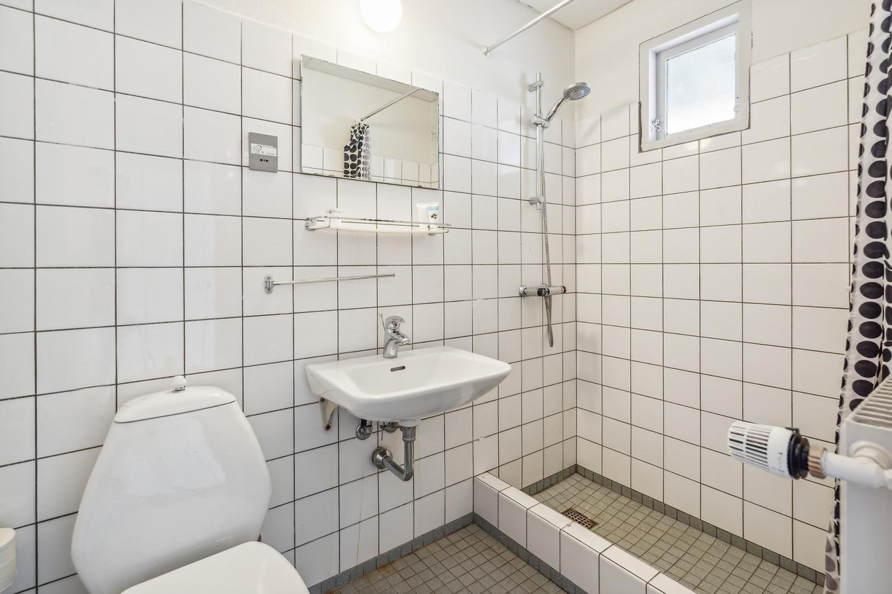 Double Room with Balcony - Photo 3