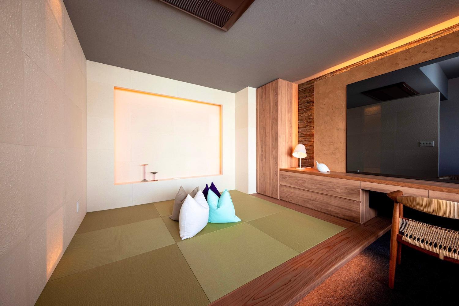 King Suite with Sea View - Photo 2