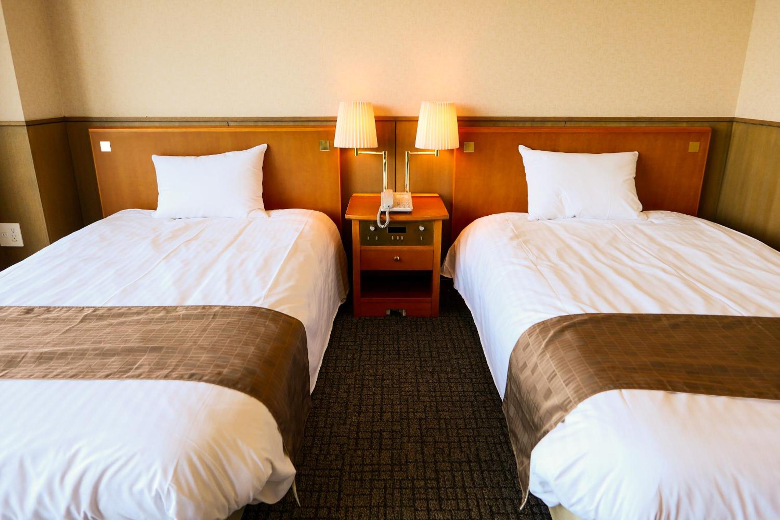 Twin Room with Tatami Area - Photo 3