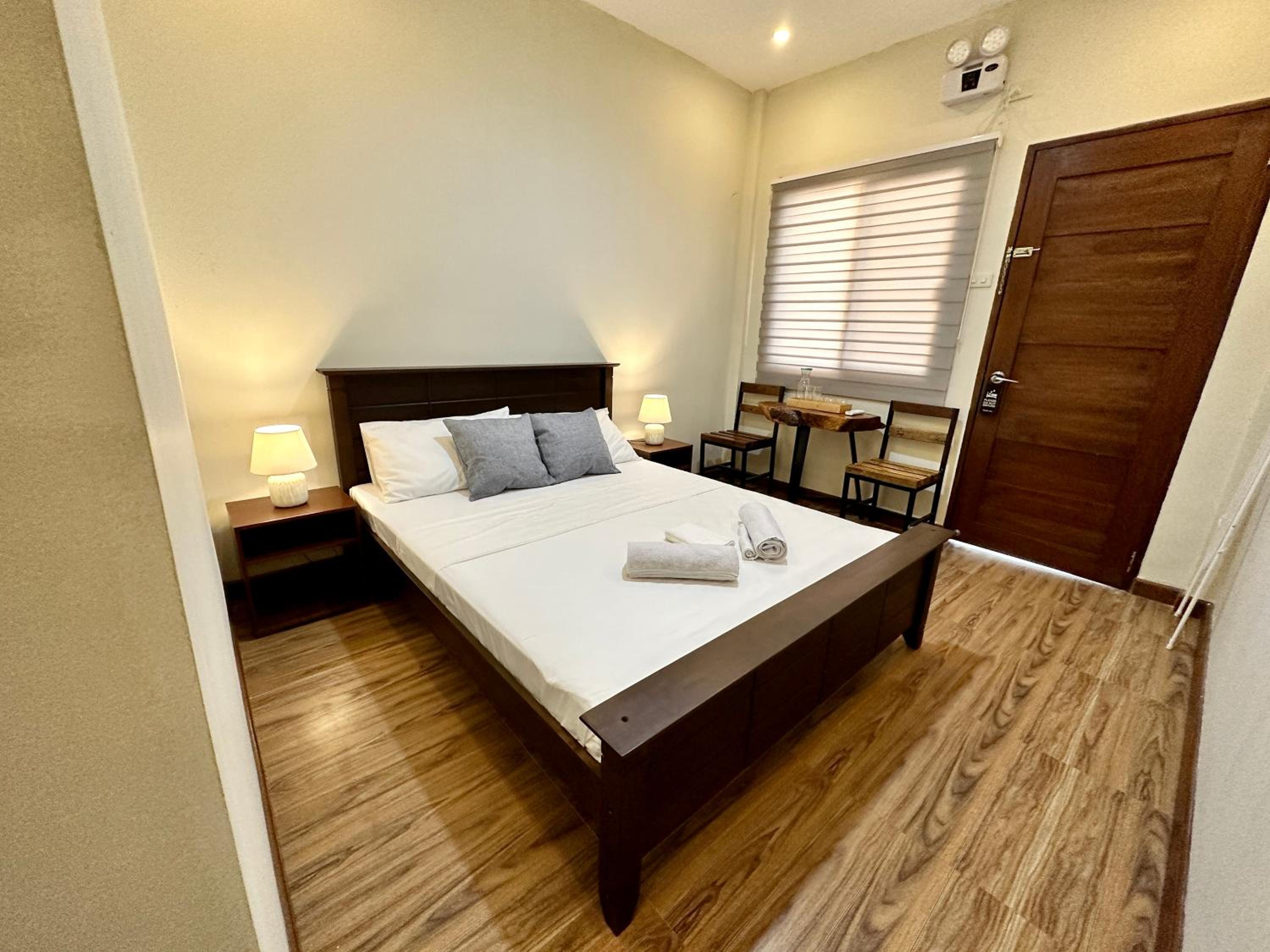 Queen Room