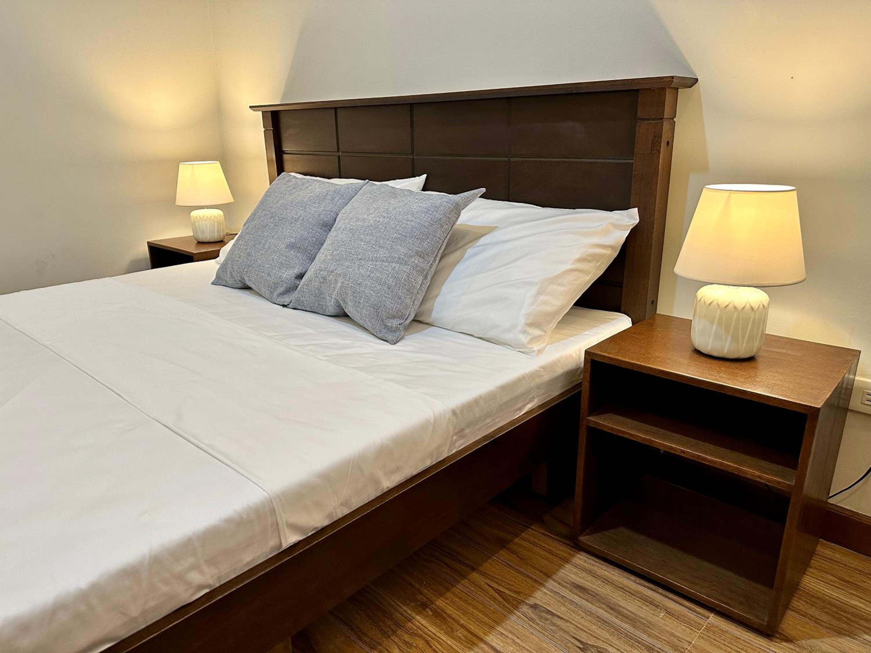 Queen Room photo 3