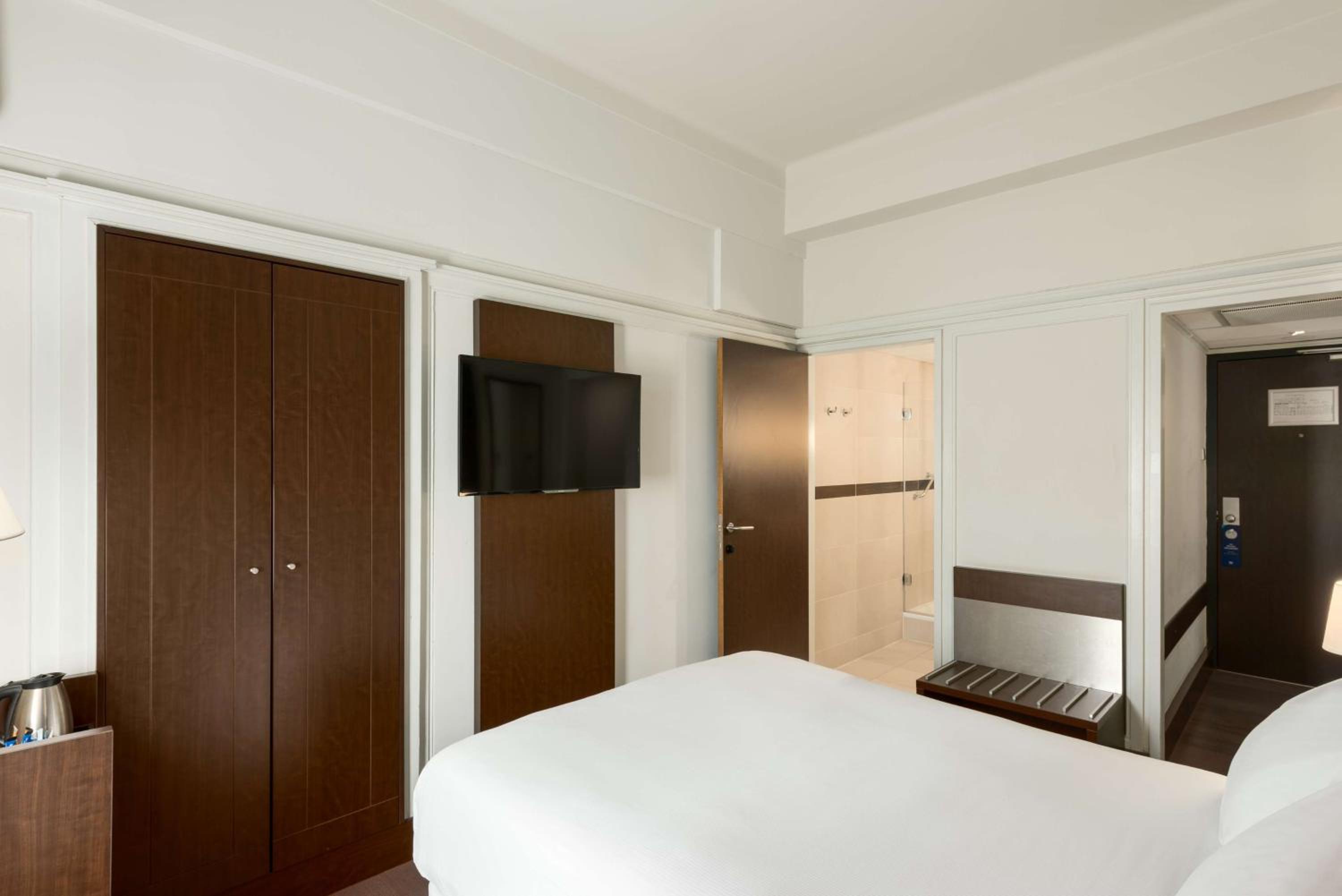 Standard Single Room photo 2