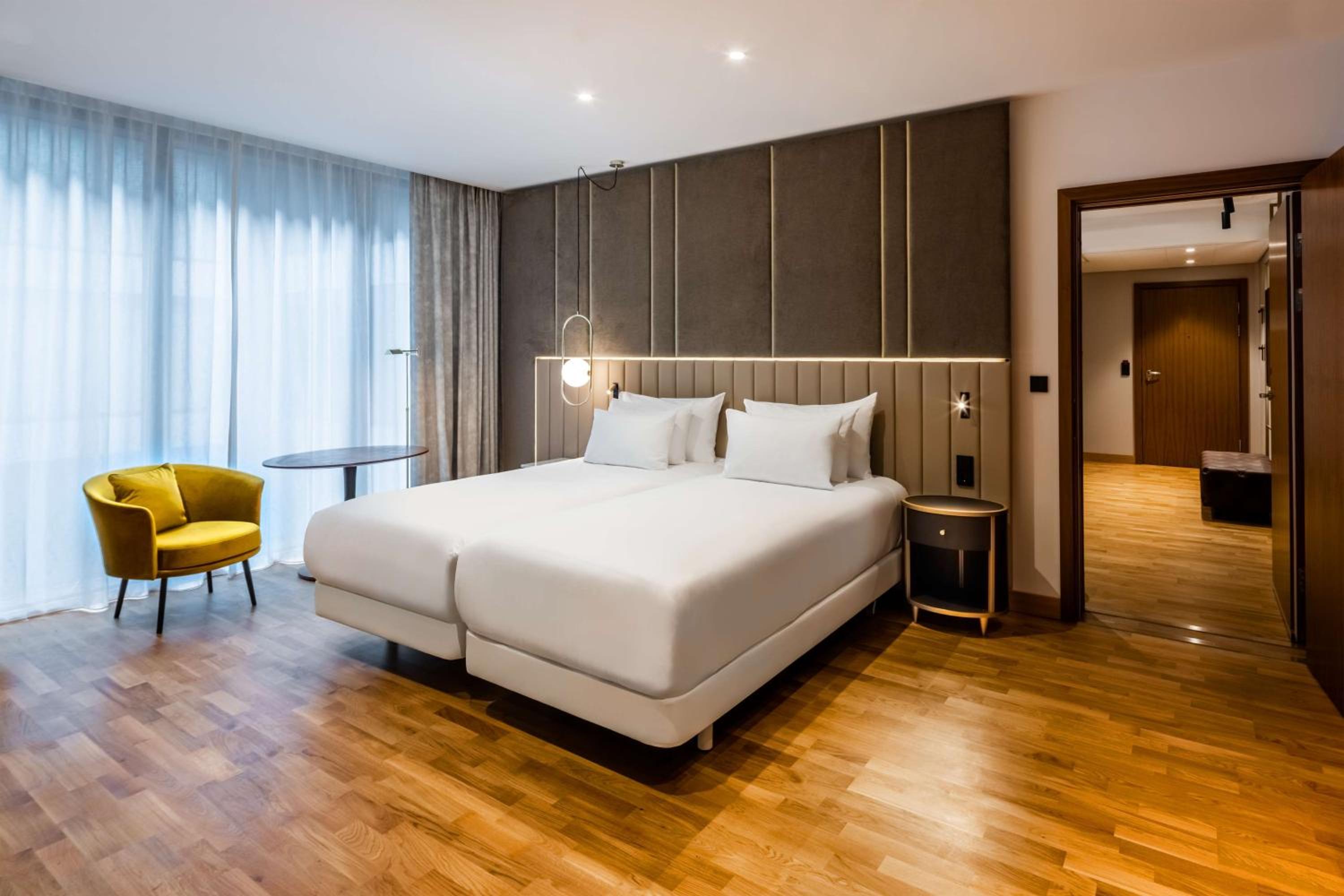 Family Combined Room (2 Adults + 2 Children)