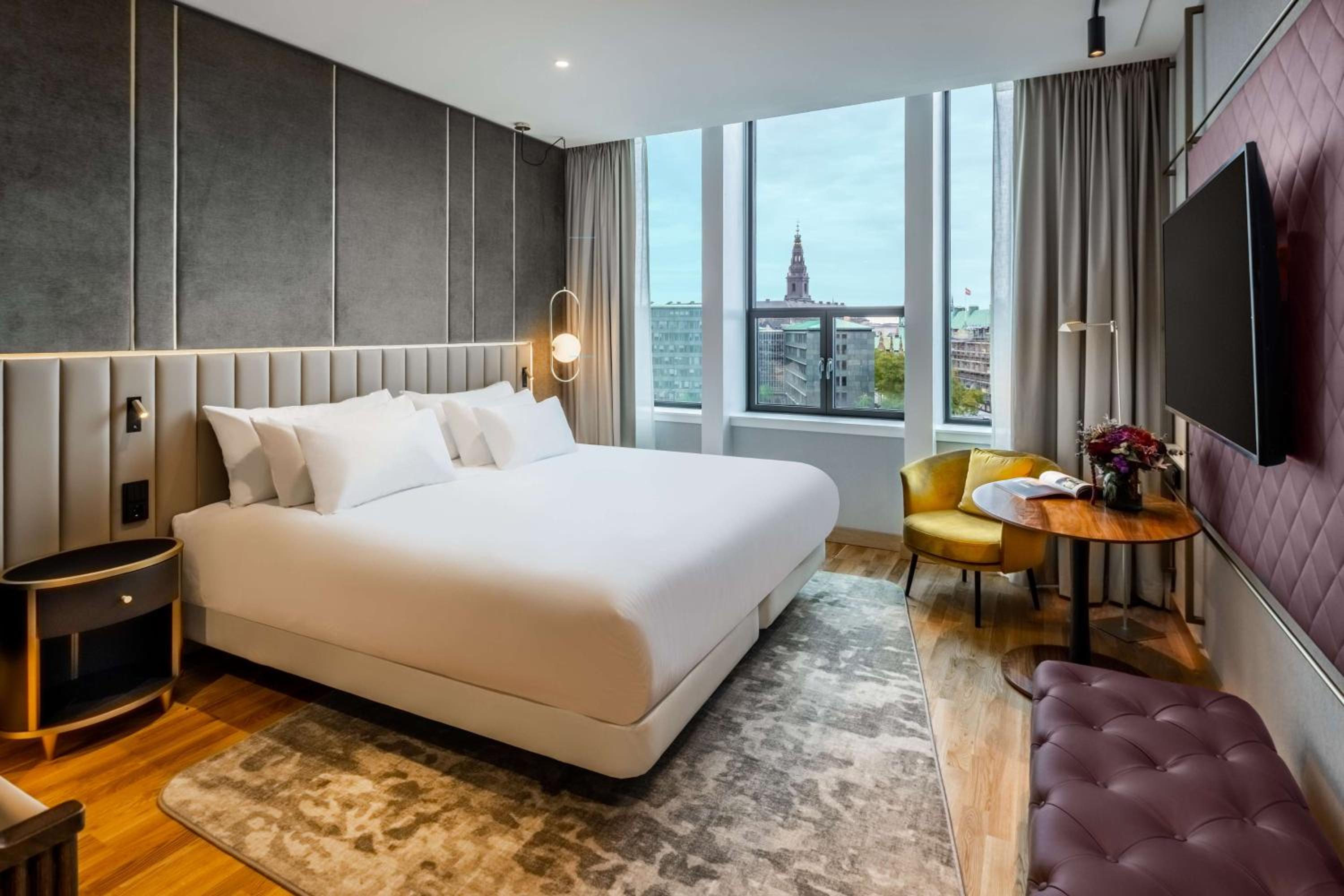 Family Connected Room (2 Adults + 2 Children)