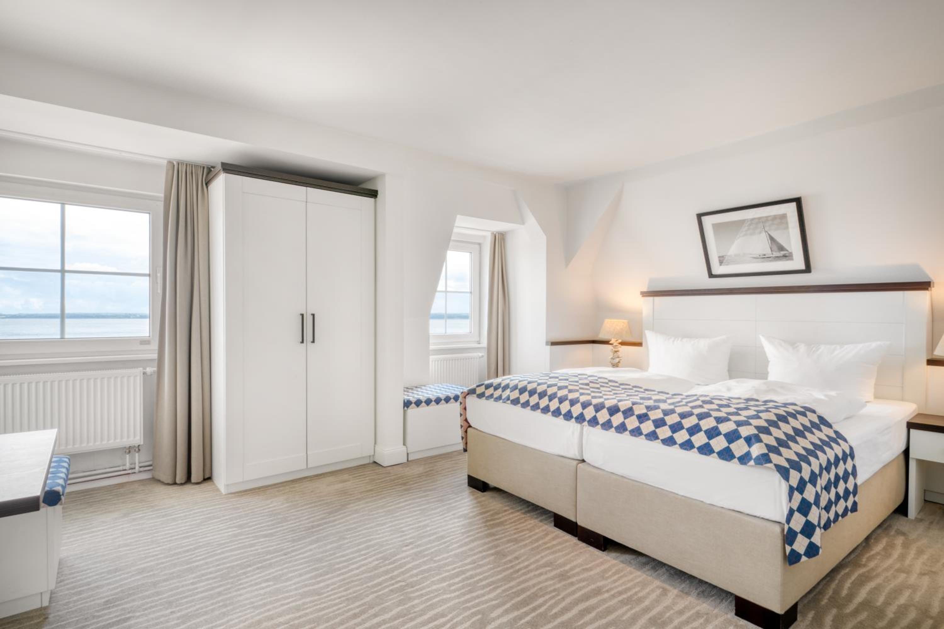 Double Room with Sea View - Photo 2