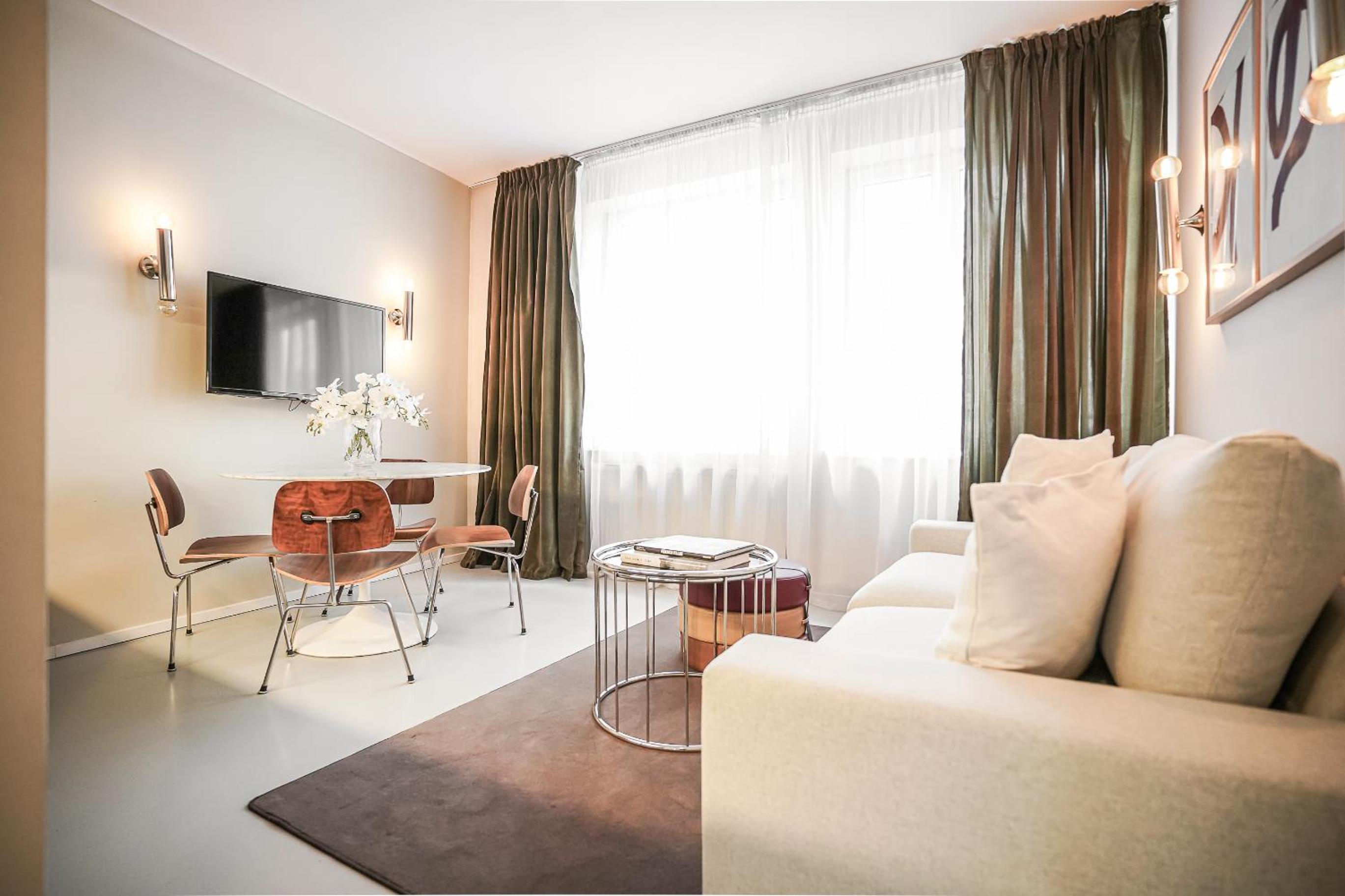 Two-Bedroom Apartment Nr. 1