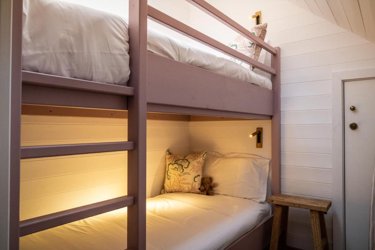Quadruple Room with Balcony