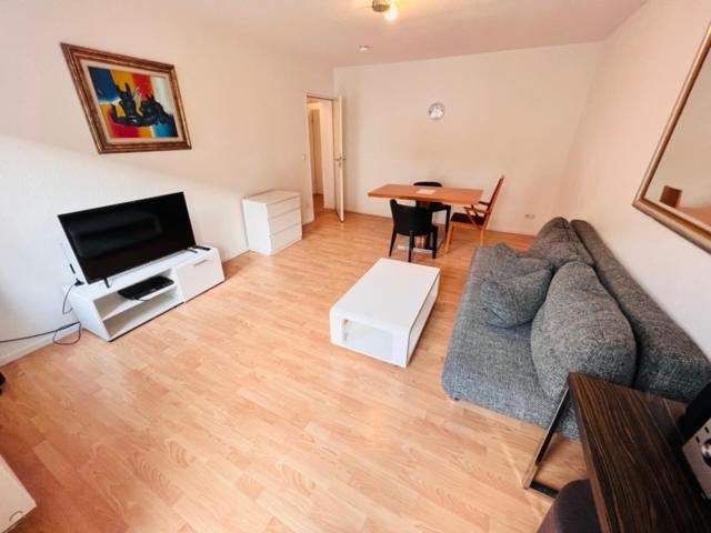 One-Bedroom Apartment - Third Floor - Köpenicker Strasse 47a photo 3