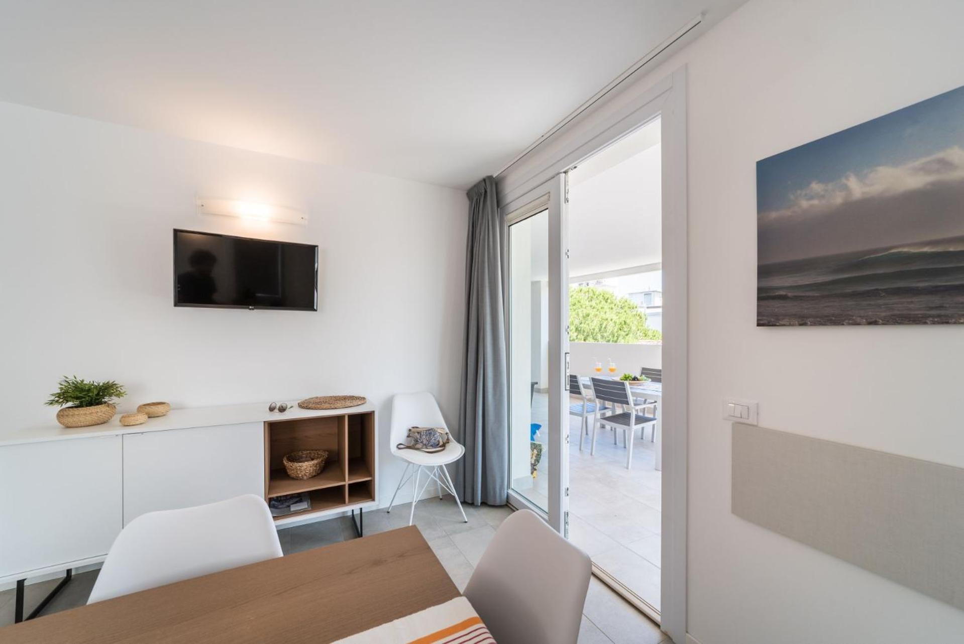 Apartment with Terrace photo 1
